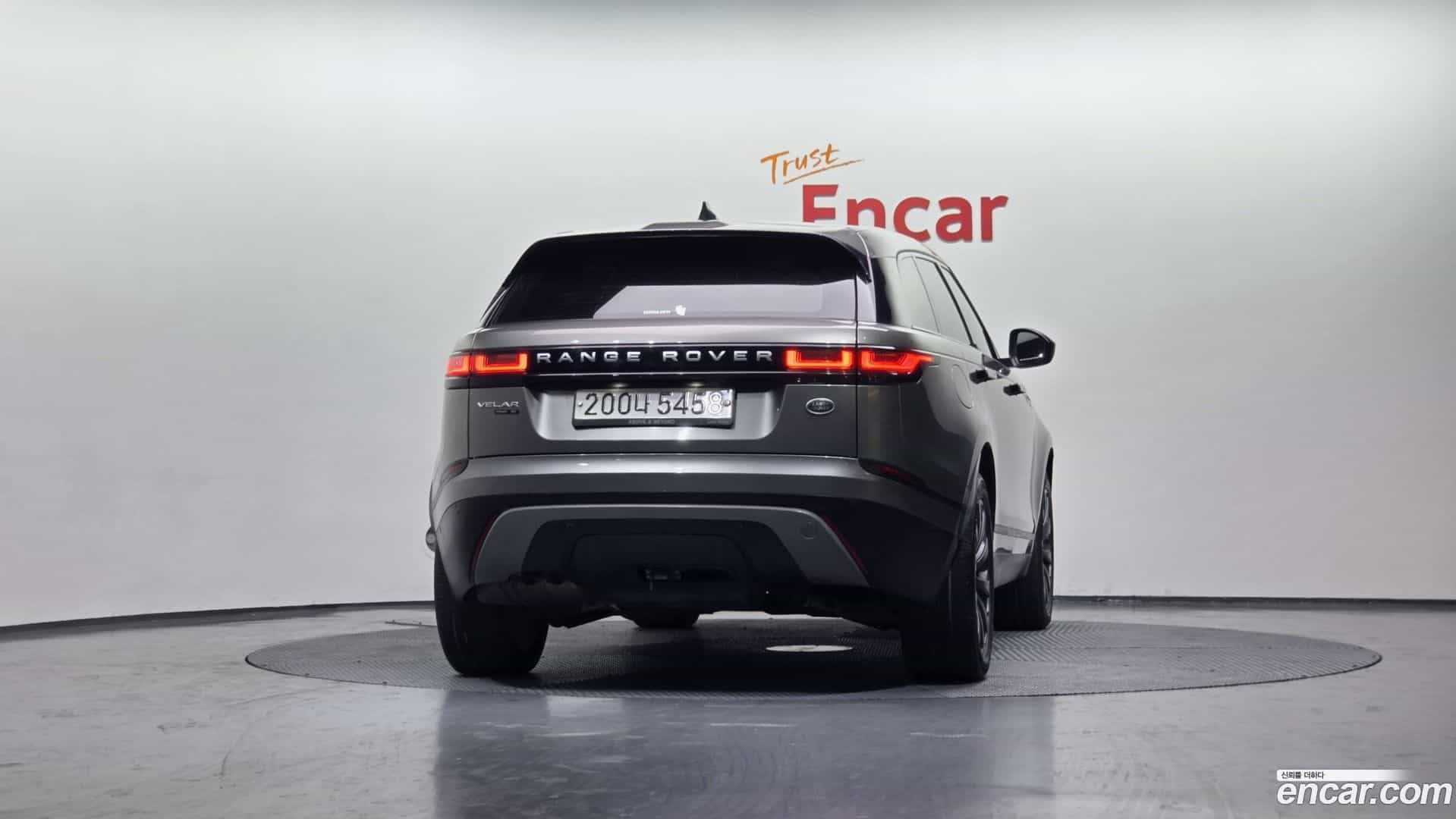 Range Rover Velar Land Rover 2018.6-OUTER-004