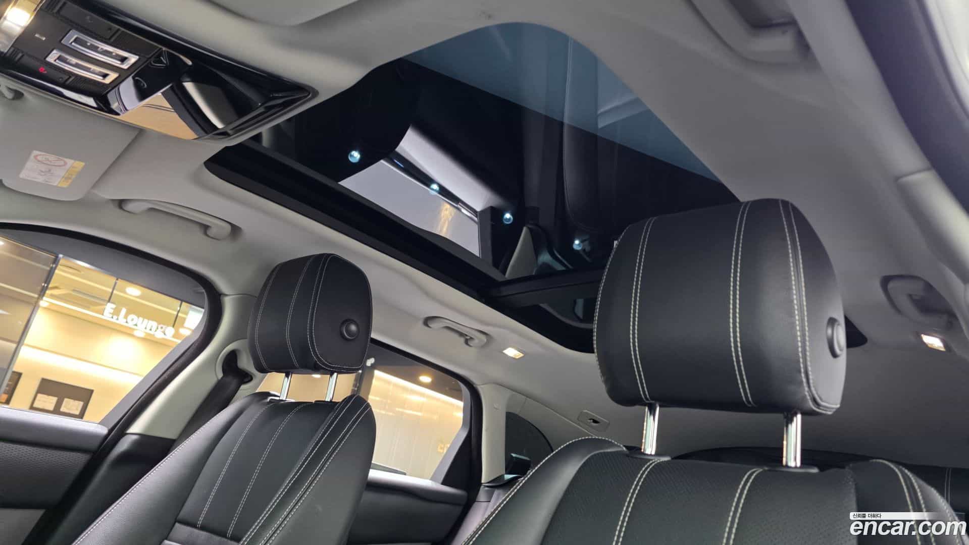 Range Rover Velar Land Rover 2018.6-OPTION-022