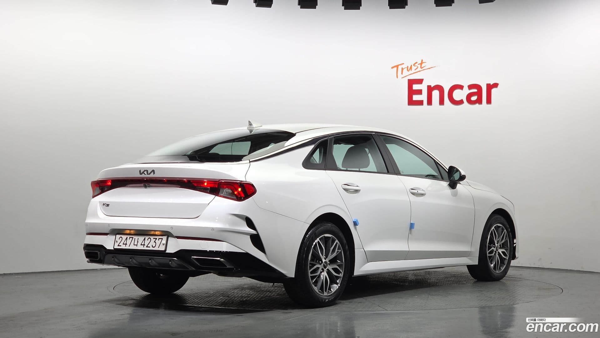 Main__Slider__Photo:K5 Kia 2021.11-1