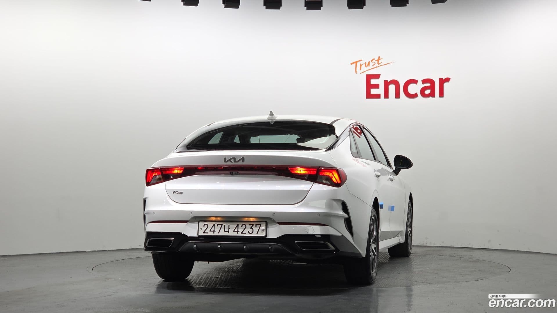 Main__Slider__Photo:K5 Kia 2021.11-3