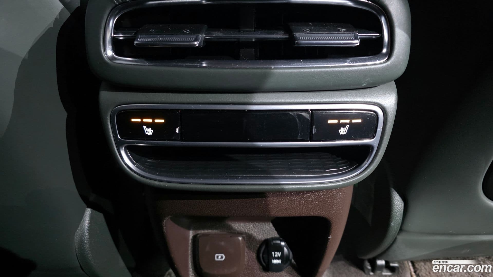 Main__Slider__Photo:GV80 Genesis 2021.10-18