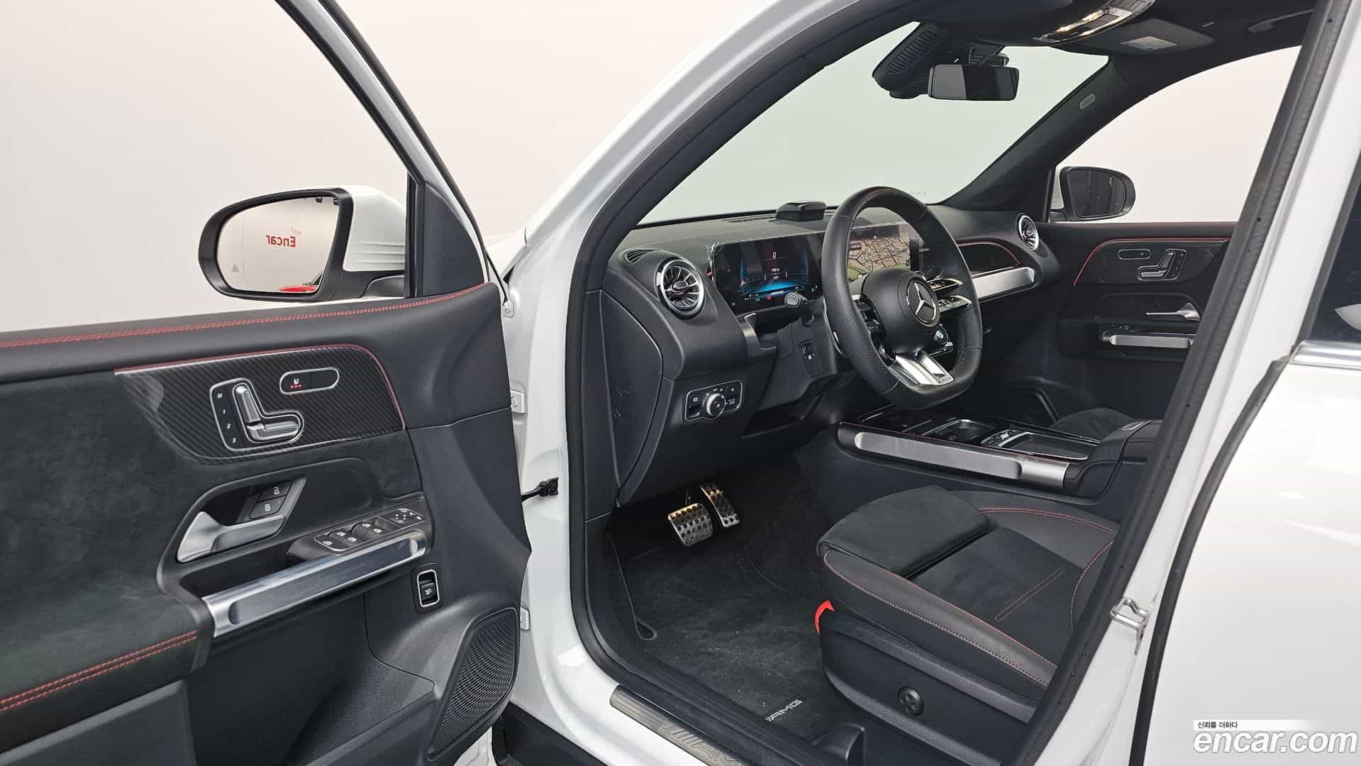 GLB-Class Mercedes-Benz 2025.4-INNER-010