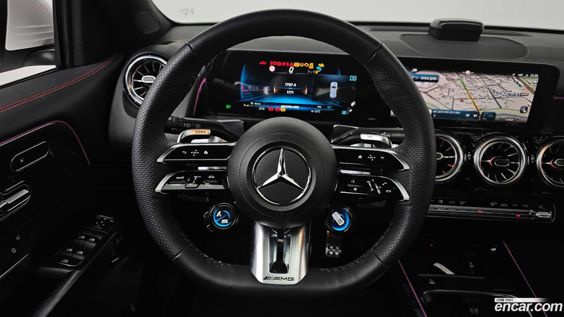 GLB-Class Mercedes-Benz 2025.4-OPTION-017