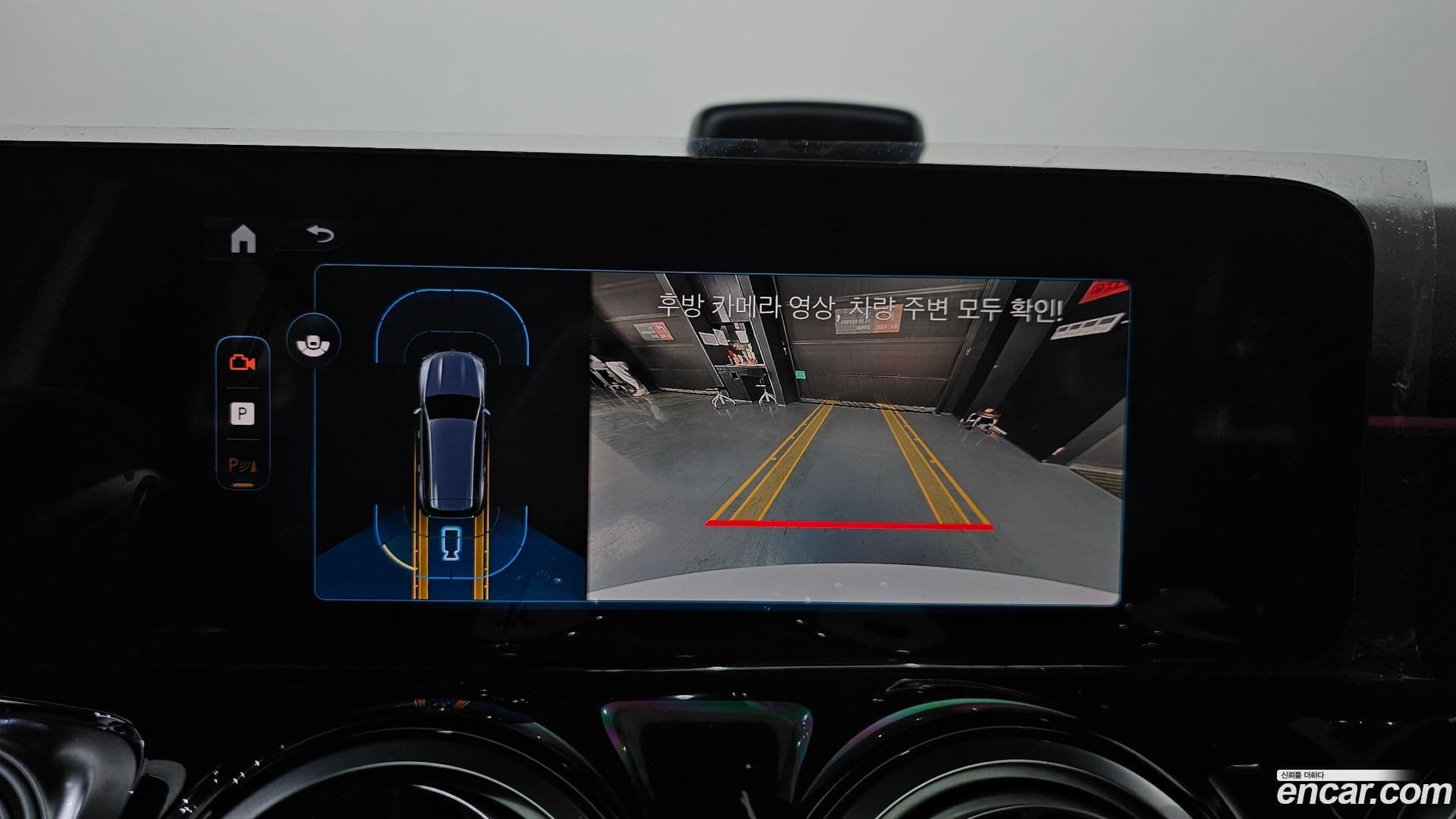 Main__Slider__Photo:GLB-Class Mercedes-Benz 2025.4-14