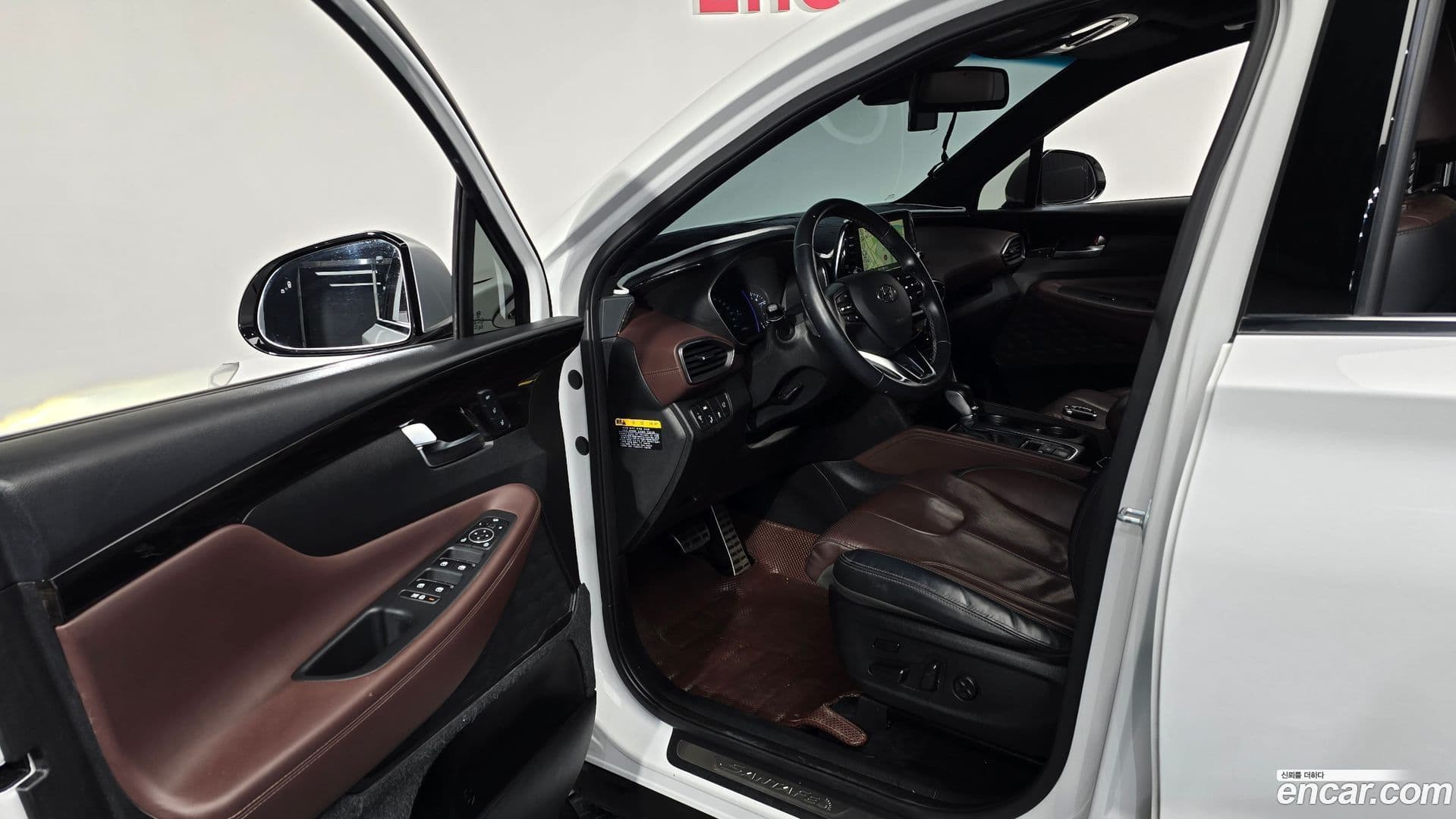 Main__Slider__Photo:Santafe Hyundai 2018.9-9