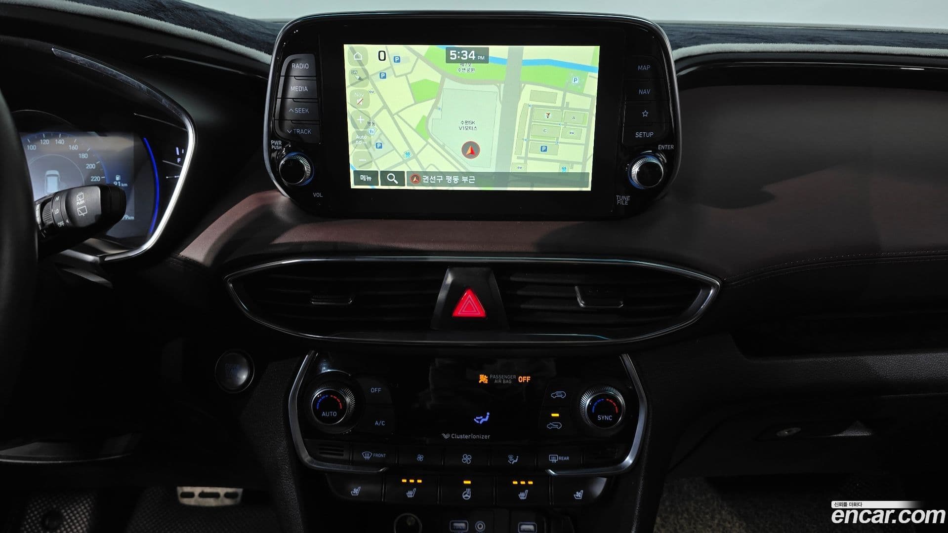 Main__Slider__Photo:Santafe Hyundai 2018.9-14