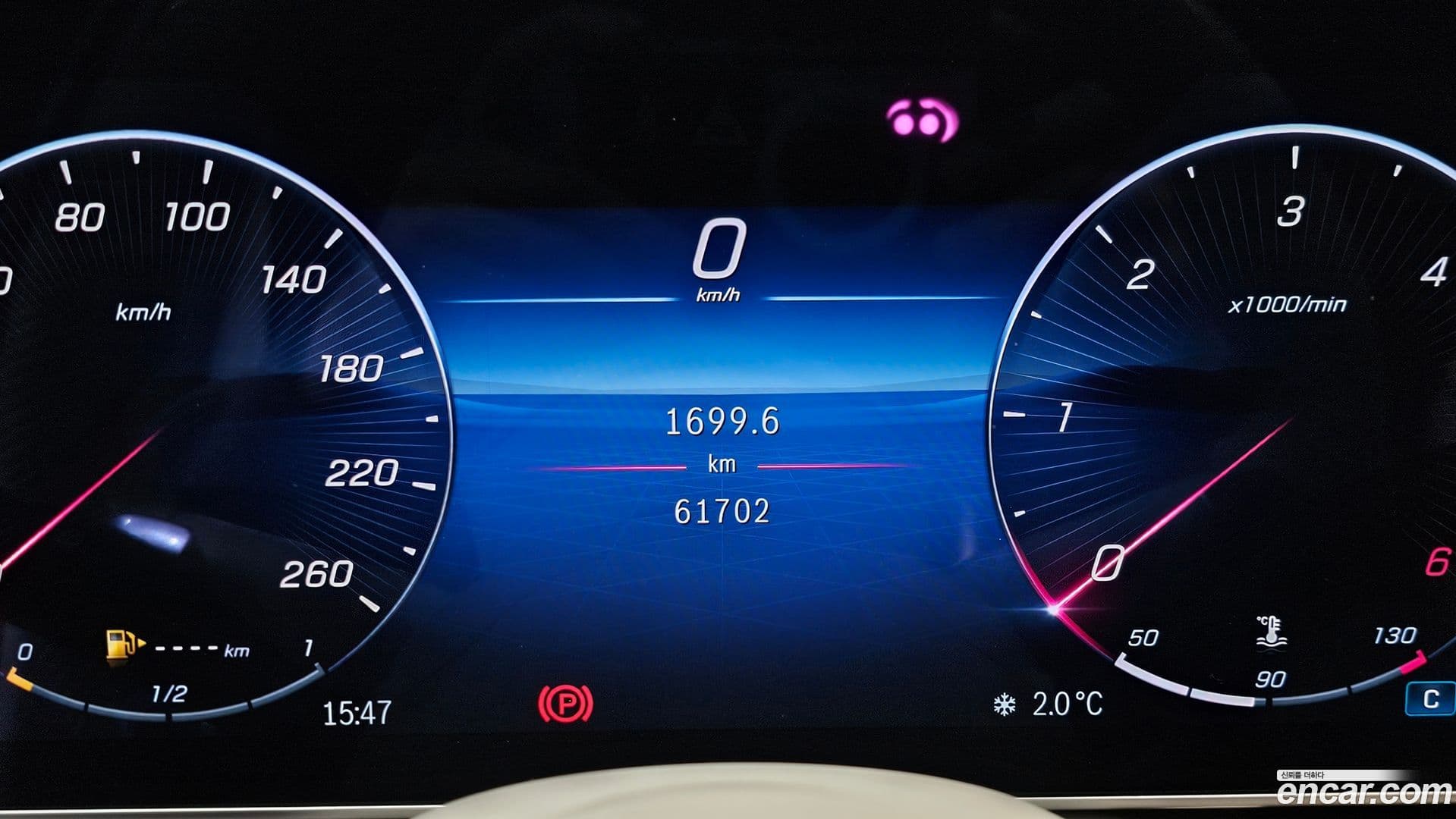 Main__Slider__Photo:S-Class Mercedes-Benz 2022.2-7