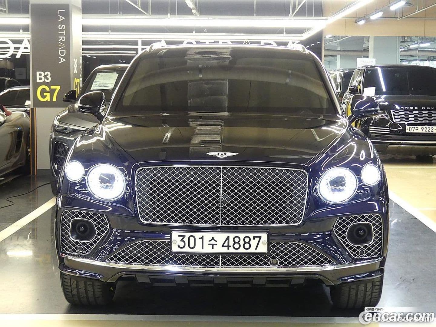 Main__Slider__Photo:Bentayga Bentley 2021.5-0