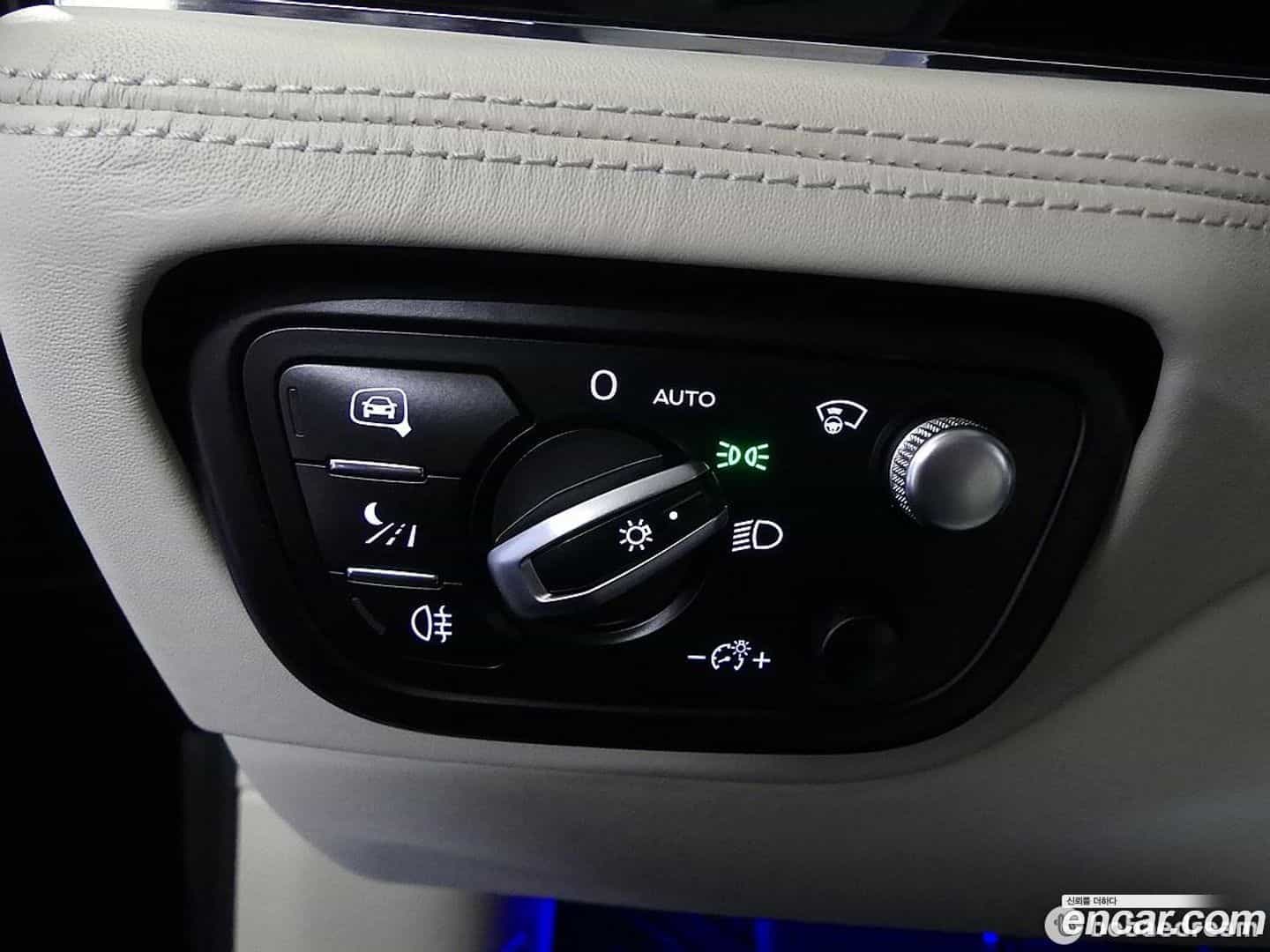 Bentayga Bentley 2021.5-OPTION-018