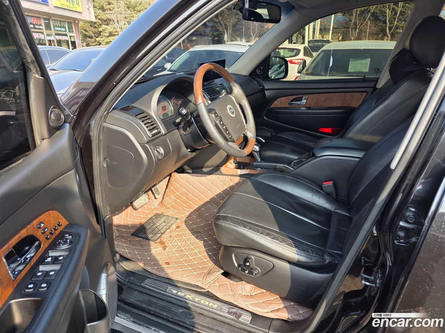 Rexton KG_Mobility_Ssangyong 2012.10-INNER-007