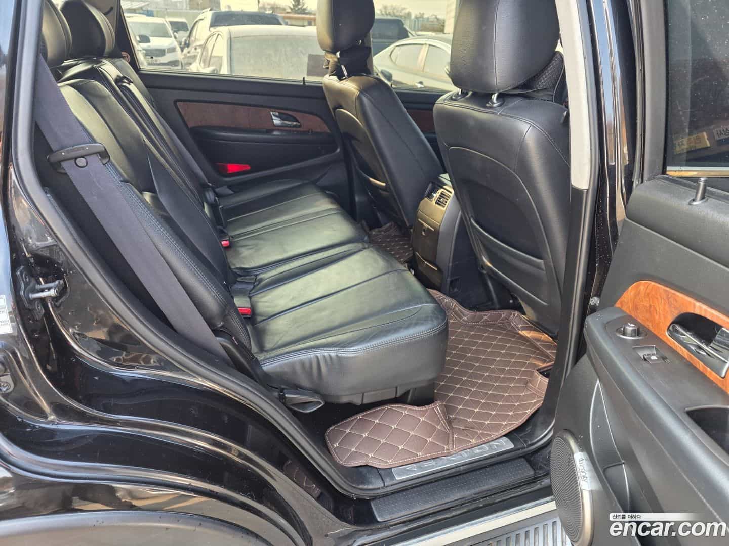 Rexton KG_Mobility_Ssangyong 2012.10-INNER-009