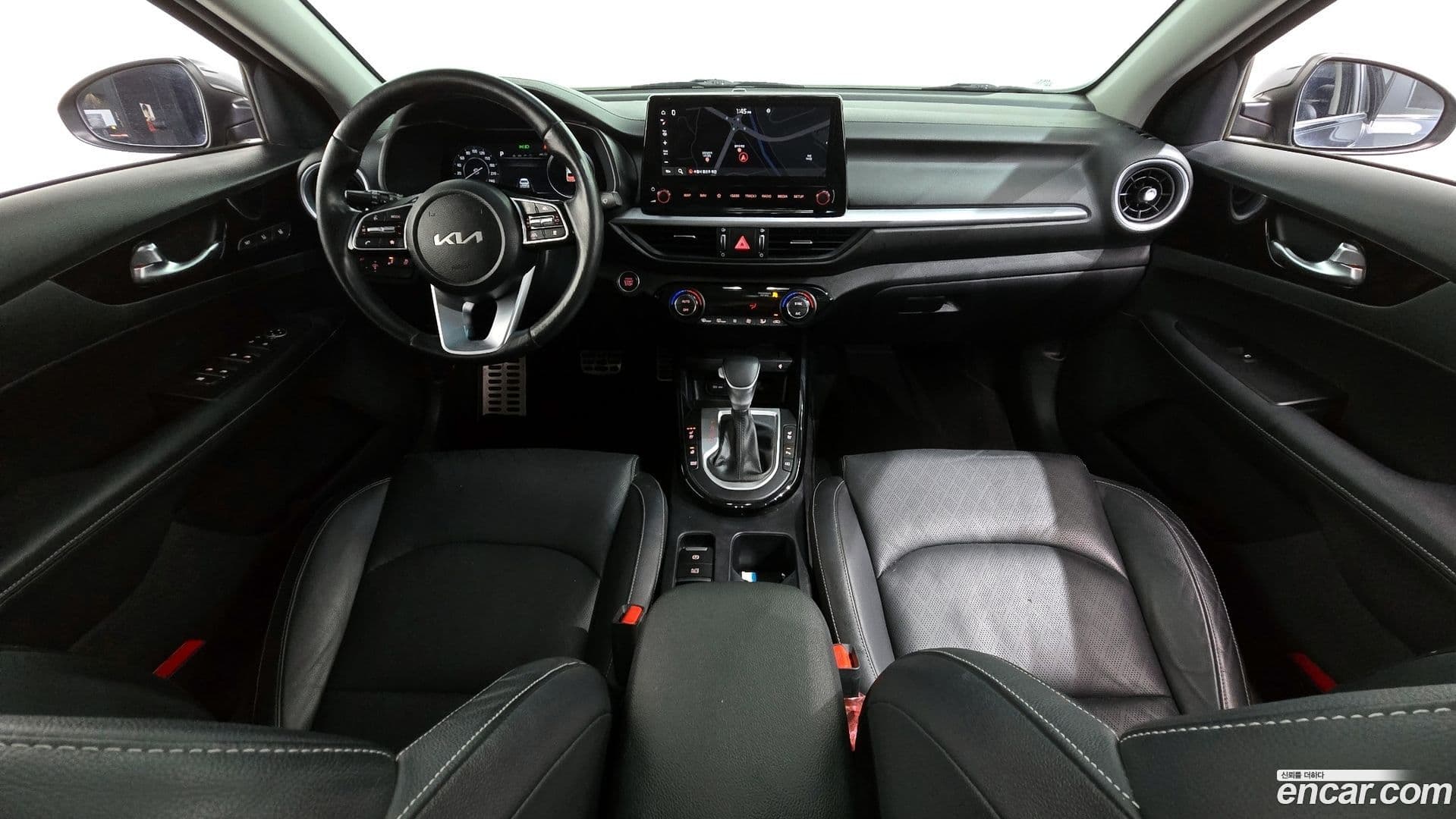 Main__Slider__Photo:K3 Kia 2022.10-6