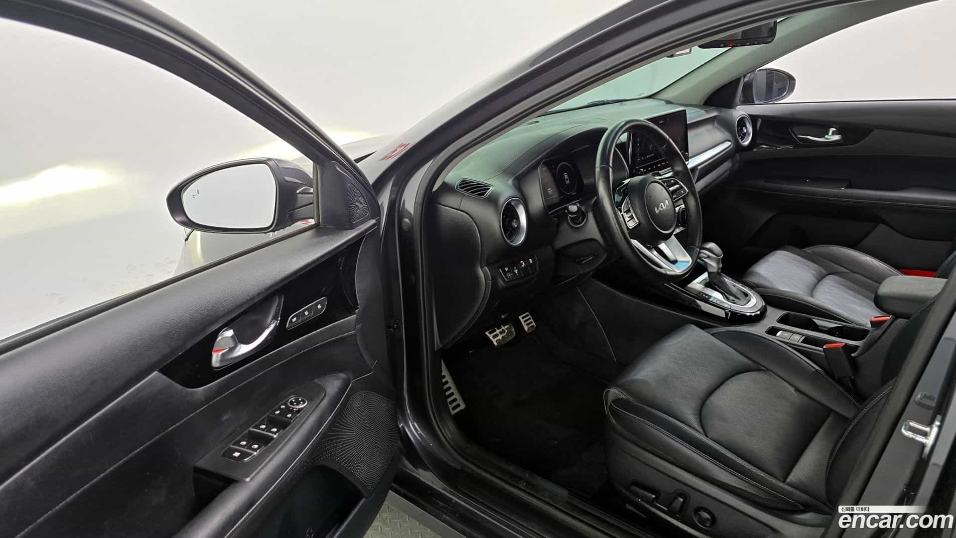 K3 Kia 2022.10-INNER-010