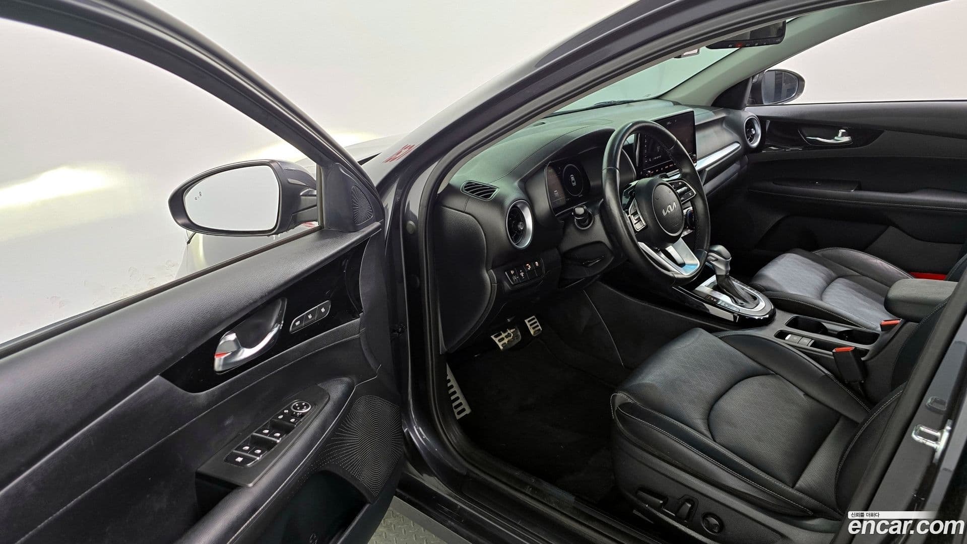 Main__Slider__Photo:K3 Kia 2022.10-9