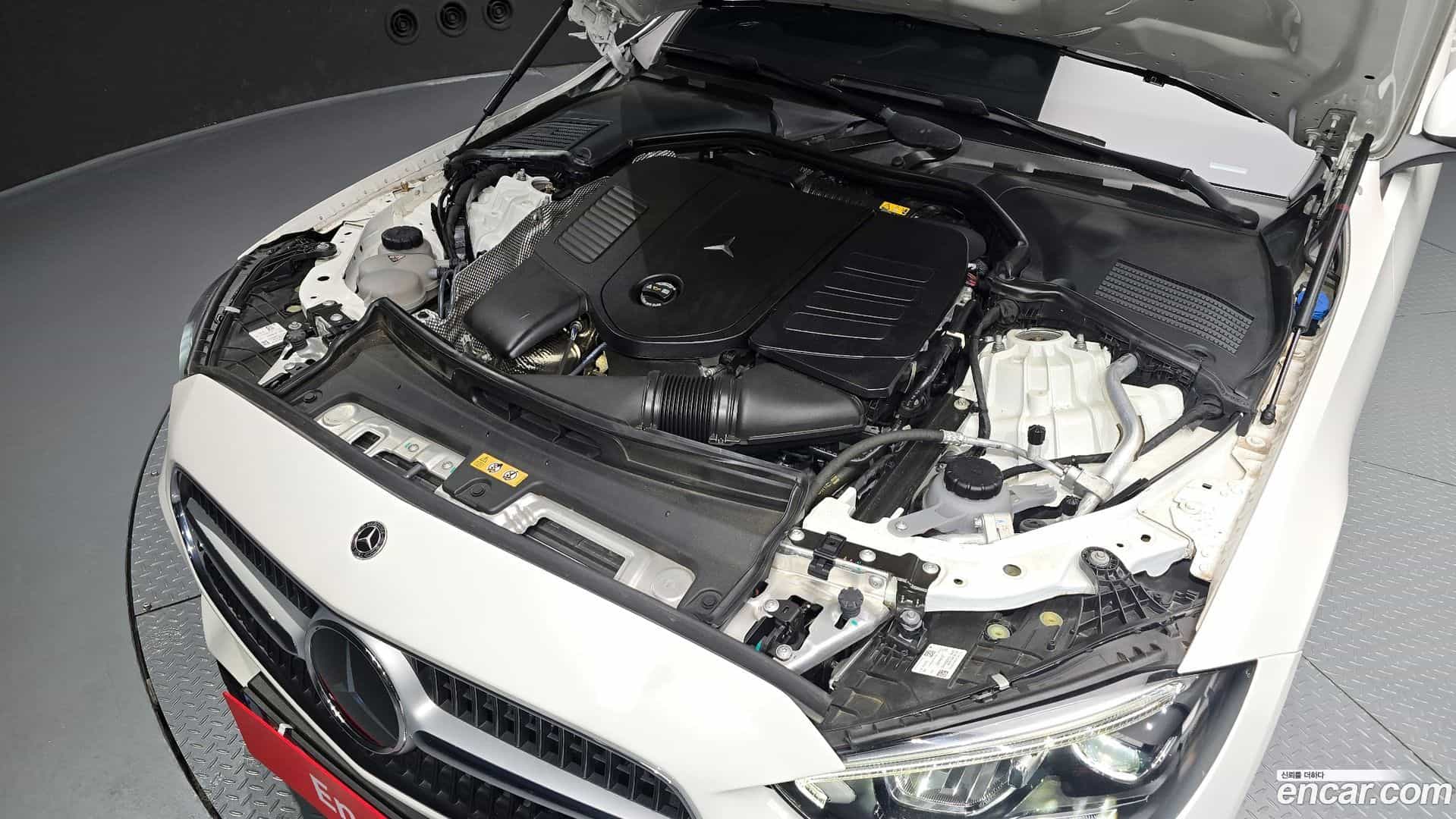 C-Class Mercedes-Benz 2022.10-INNER-006