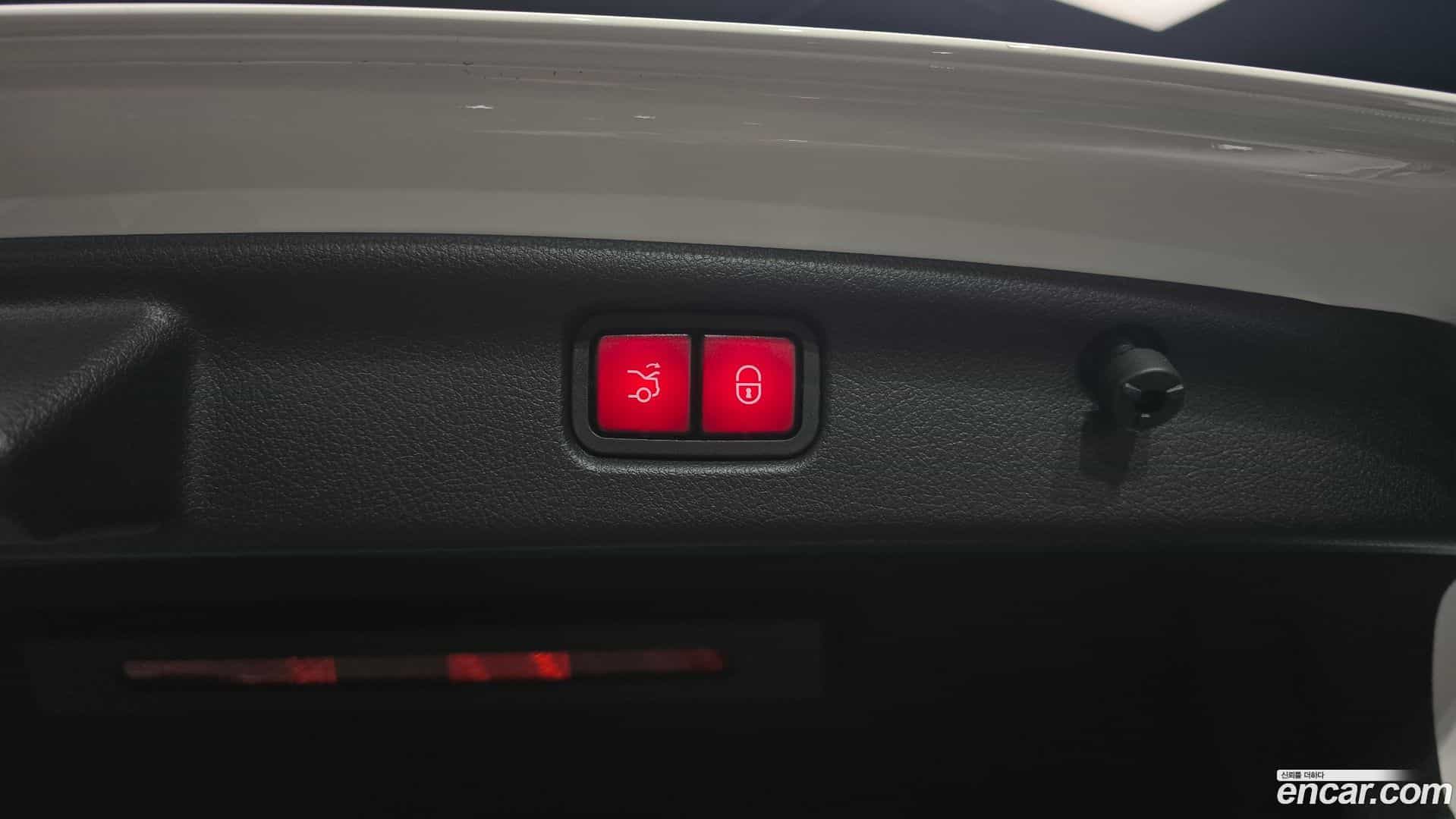 C-Class Mercedes-Benz 2022.10-OPTION-024