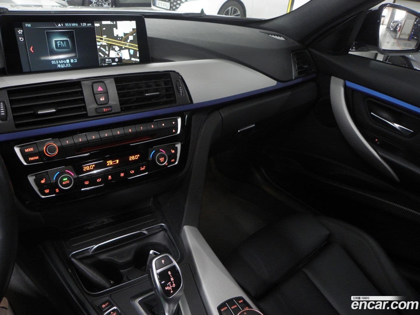 Main__Slider__Photo:3-Series BMW 2016.11-16