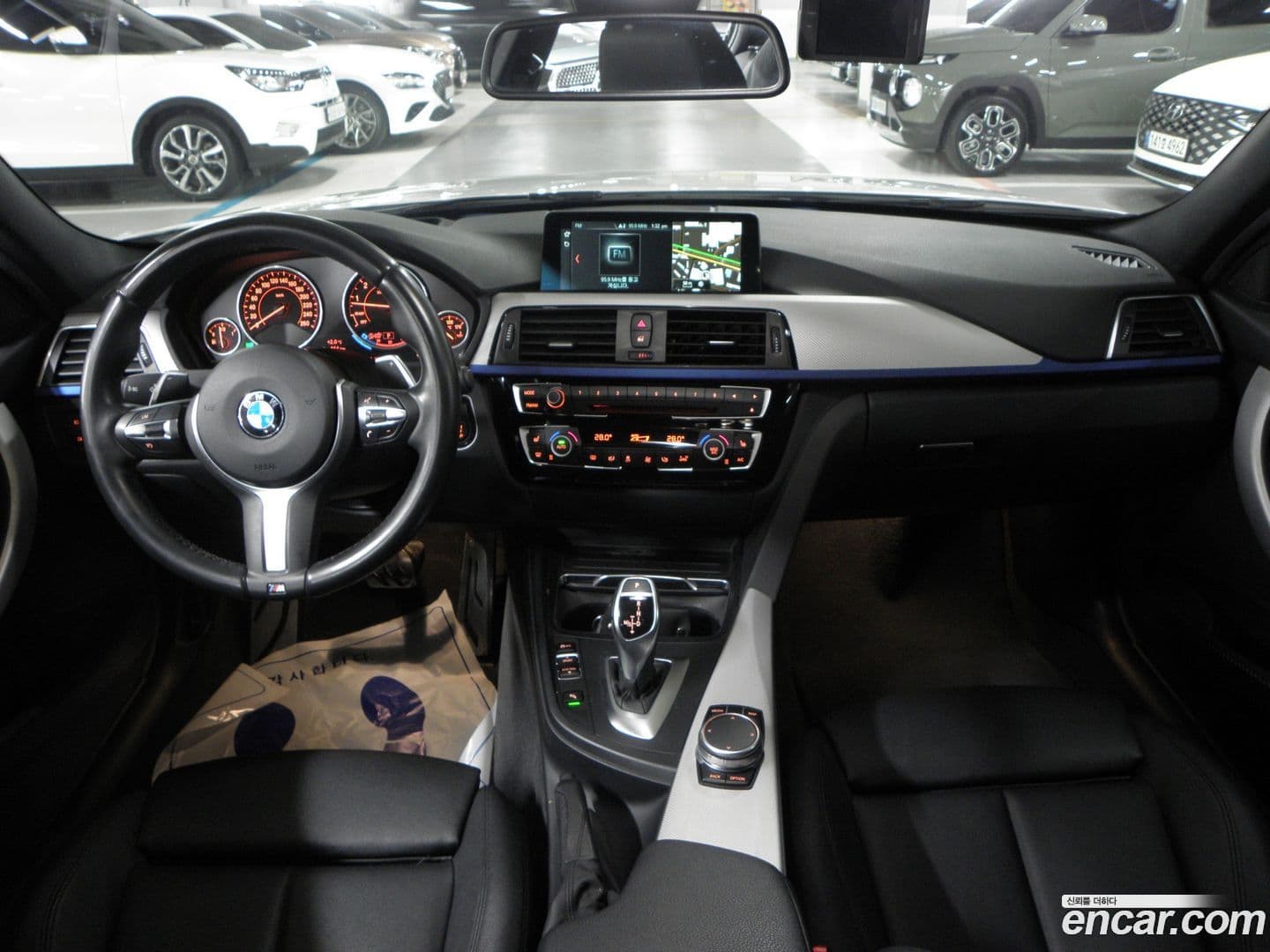 Main__Slider__Photo:3-Series BMW 2016.11-17