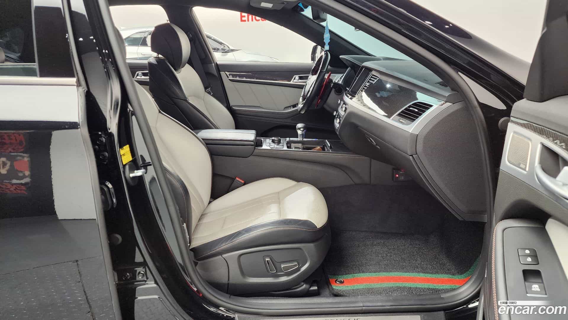 G80 Genesis 2017.1-OPTION-015