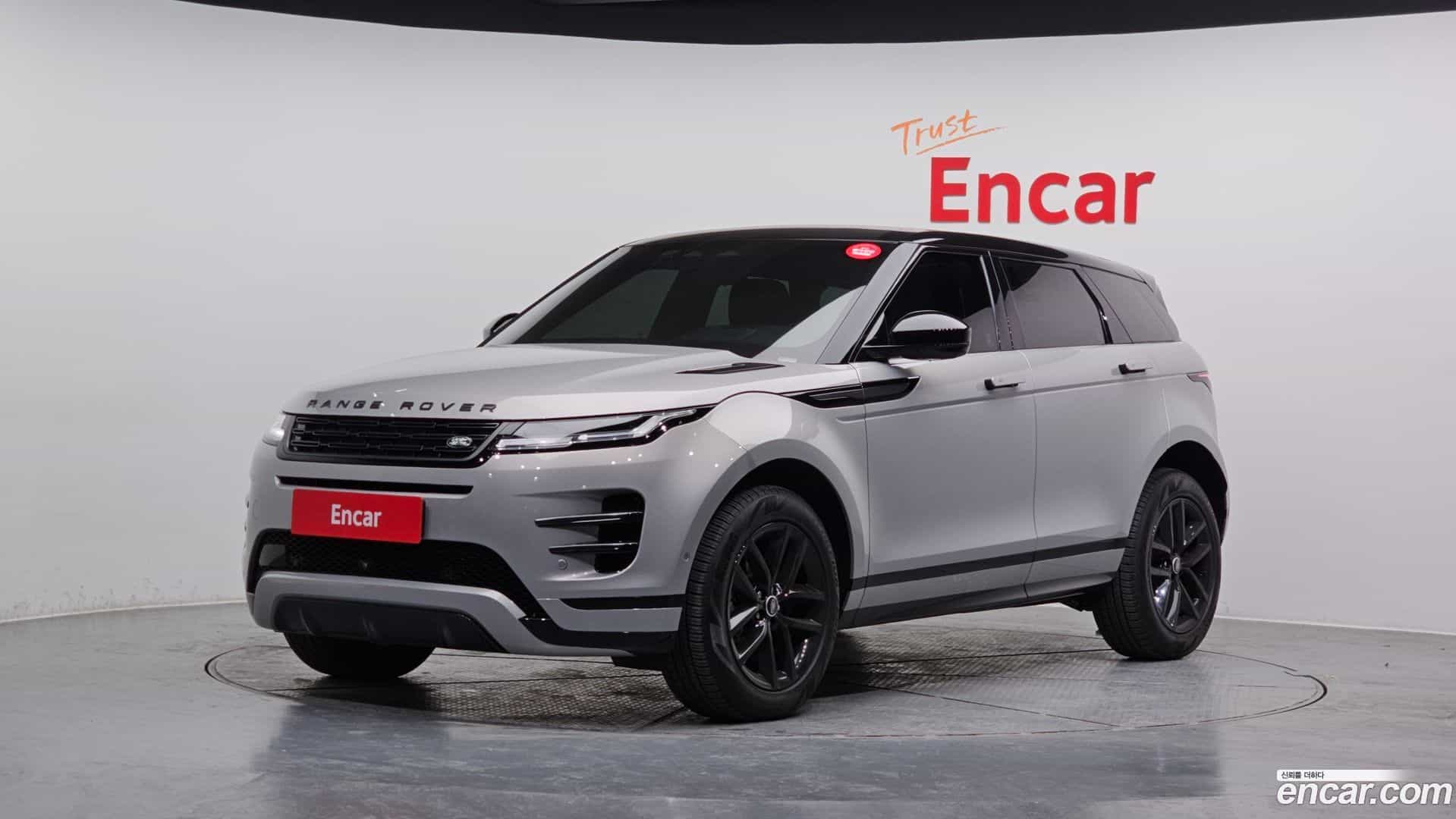 Range Rover Evoque Land Rover 2025.7-OUTER-001