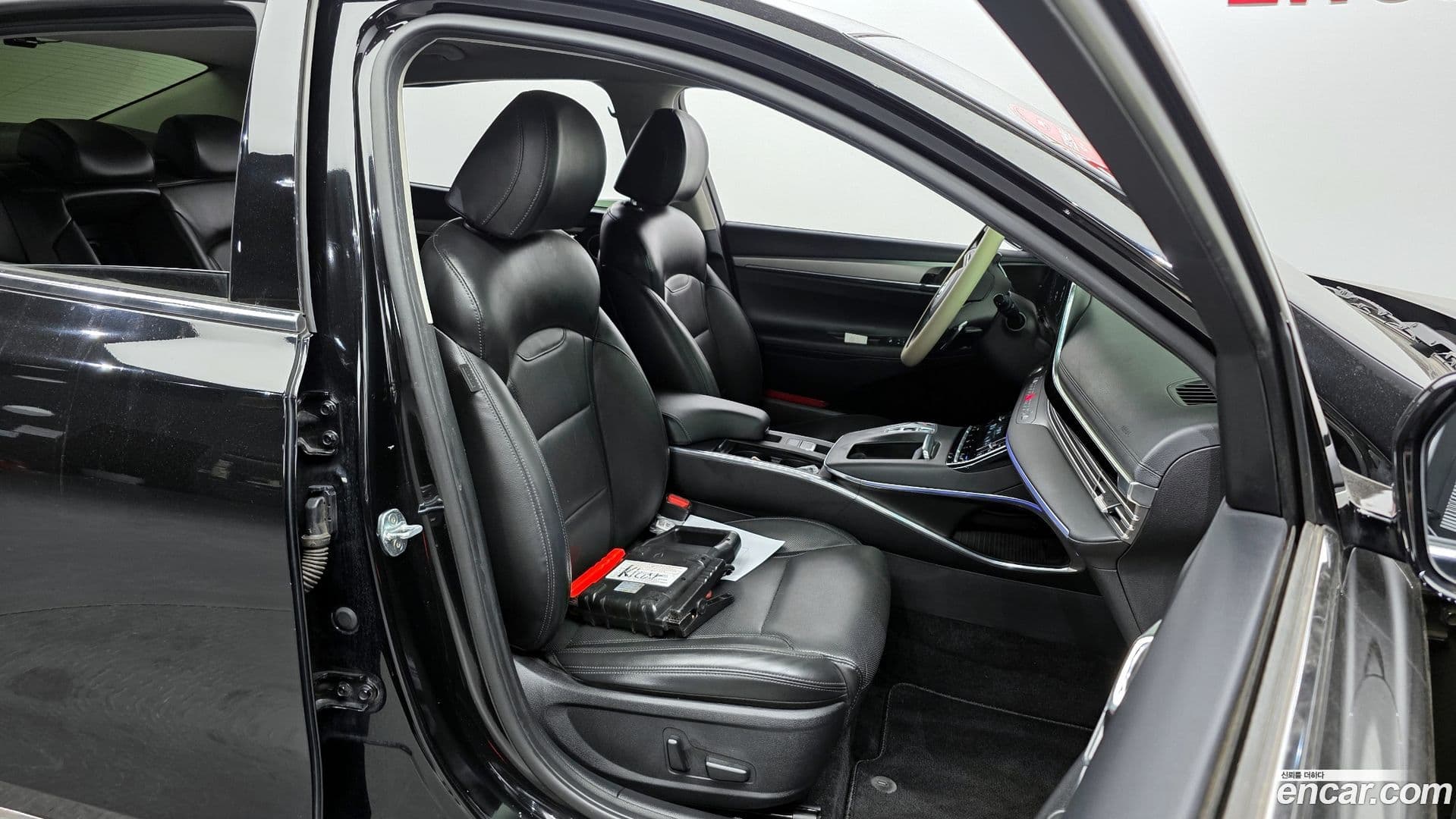 Main__Slider__Photo:Grandeur Hyundai 2021.9-11