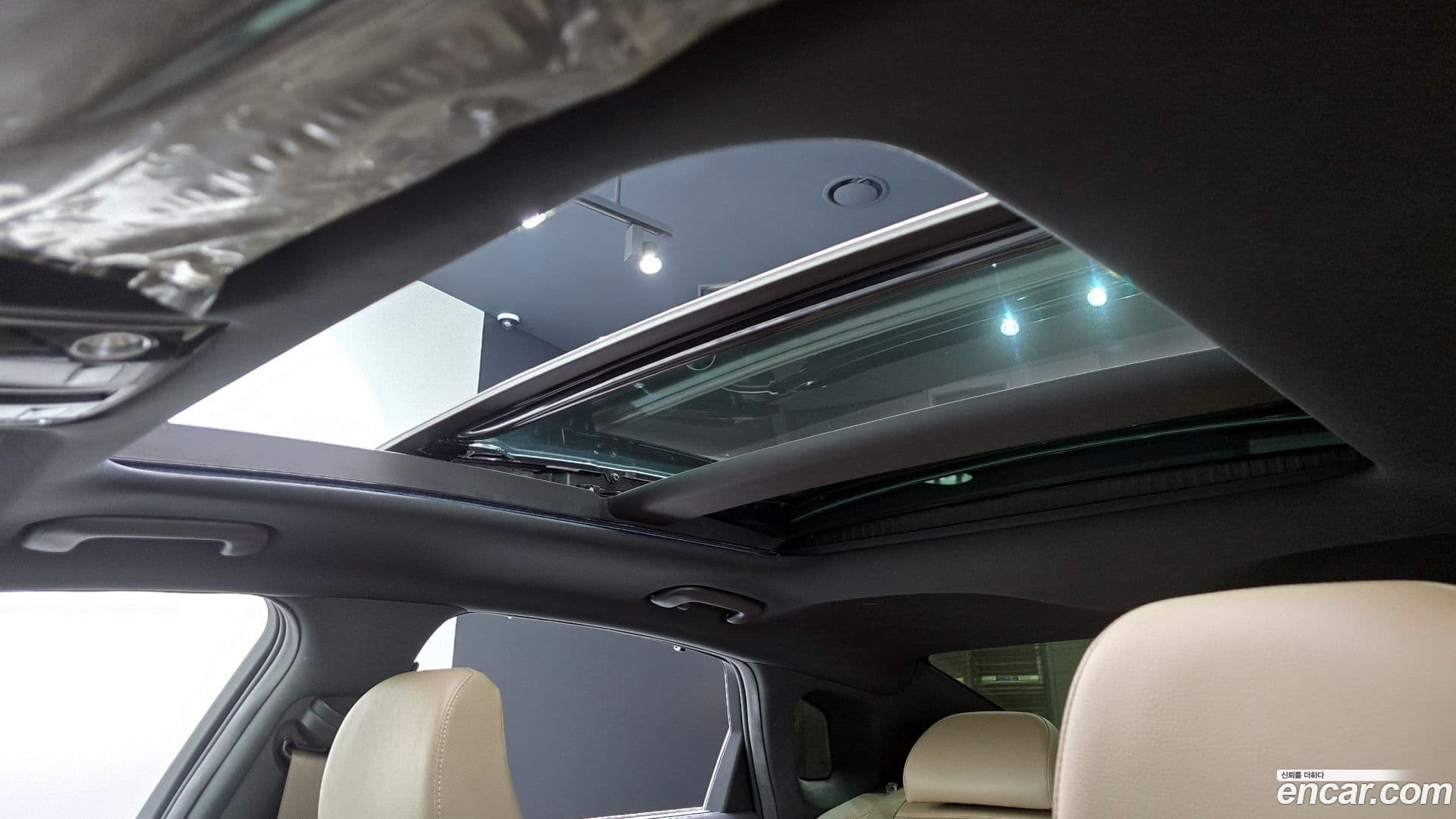 Main__Slider__Photo:K8 Kia 2021.5-17