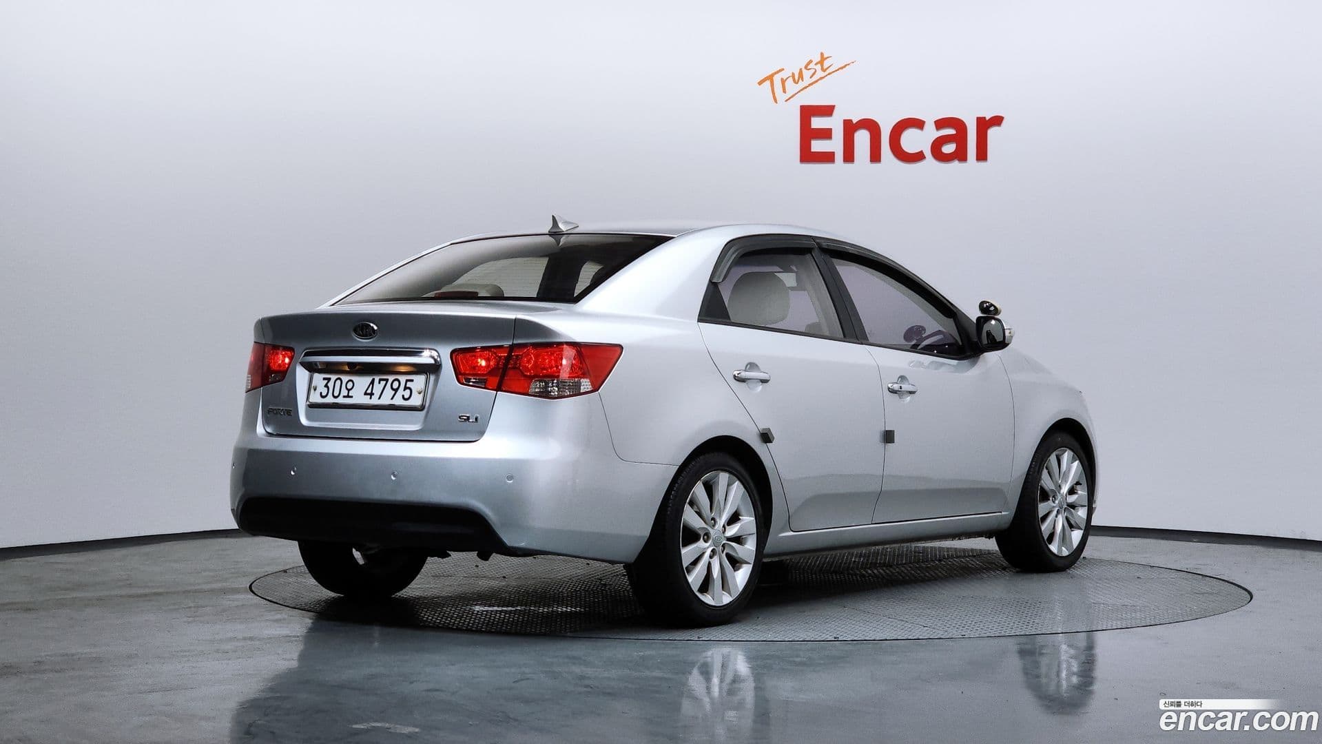 Main__Slider__Photo:Porte Kia 2009.10-1