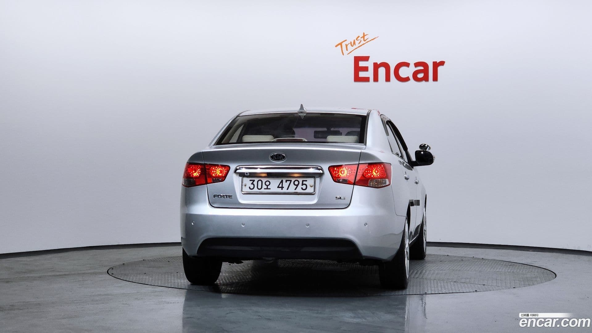 Main__Slider__Photo:Porte Kia 2009.10-3