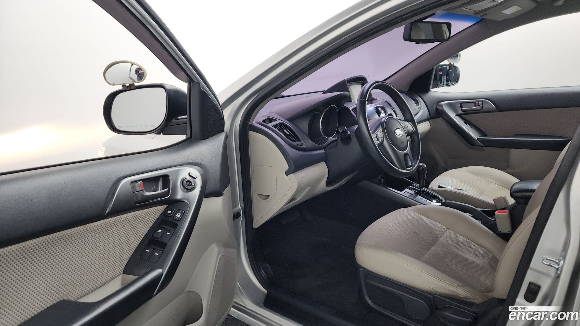 Main__Slider__Photo:Porte Kia 2009.10-9