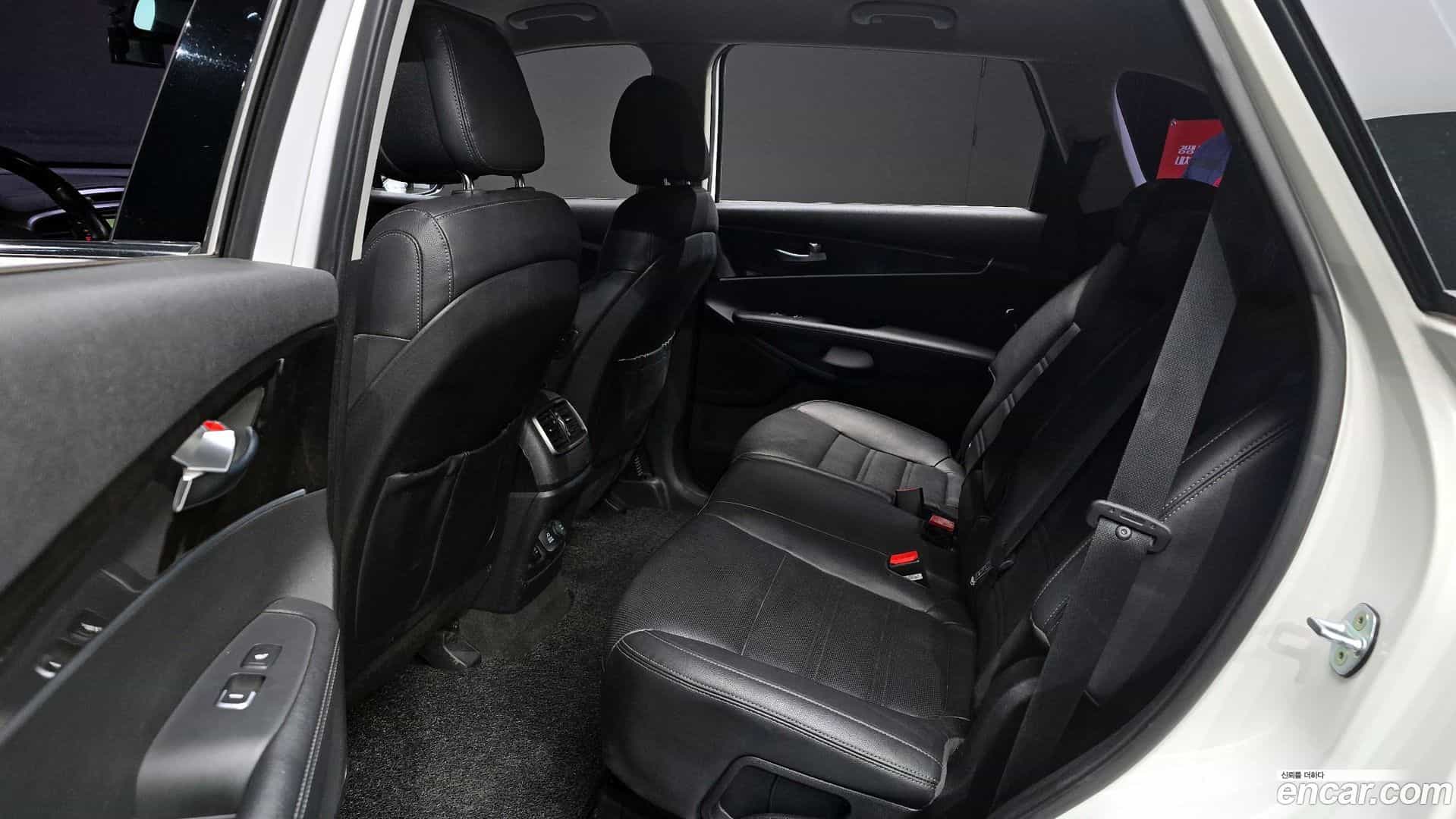 Sorento Kia 2015.8-OPTION-017