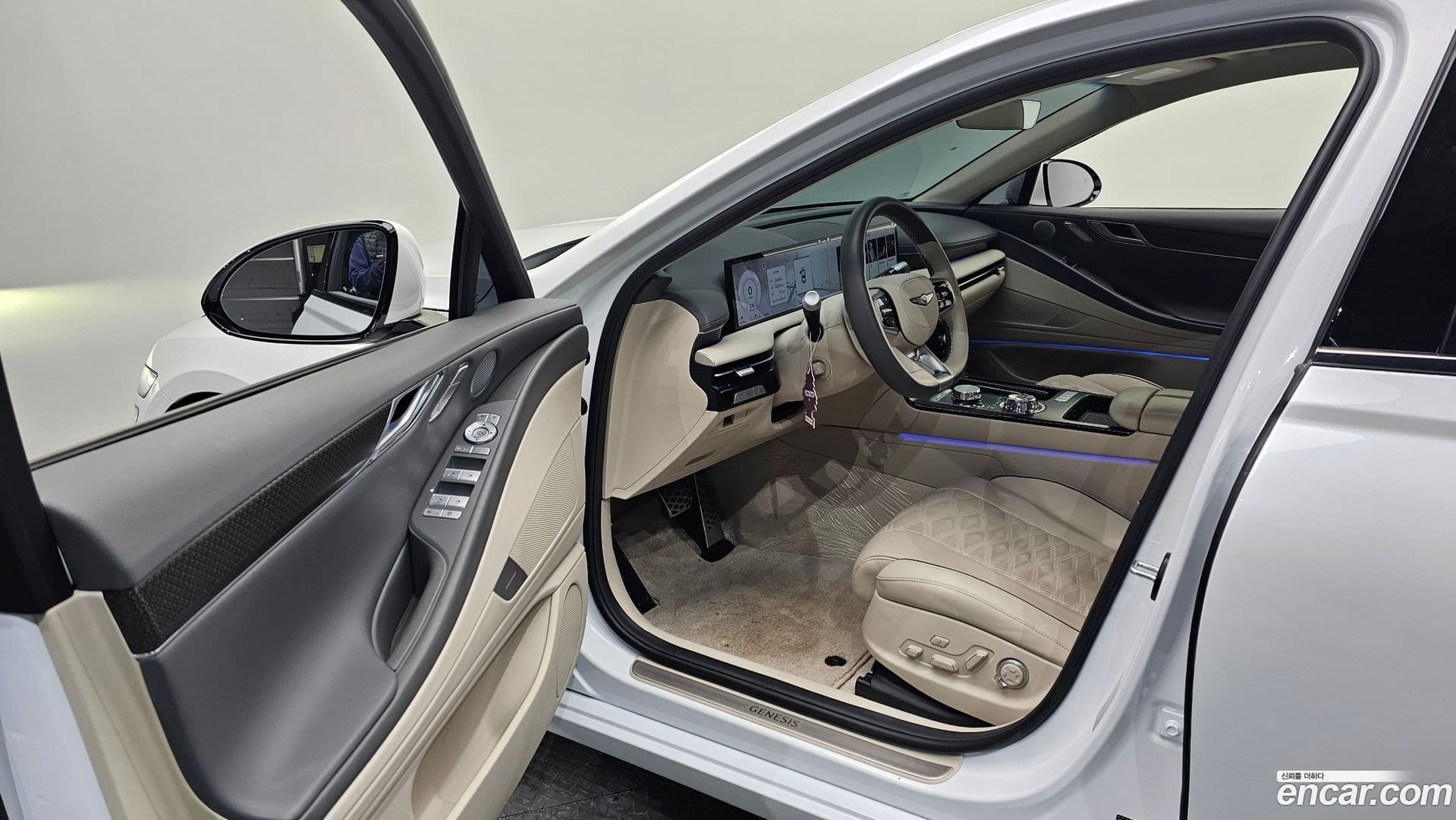 Main__Slider__Photo:G80 Genesis 2025.4-9