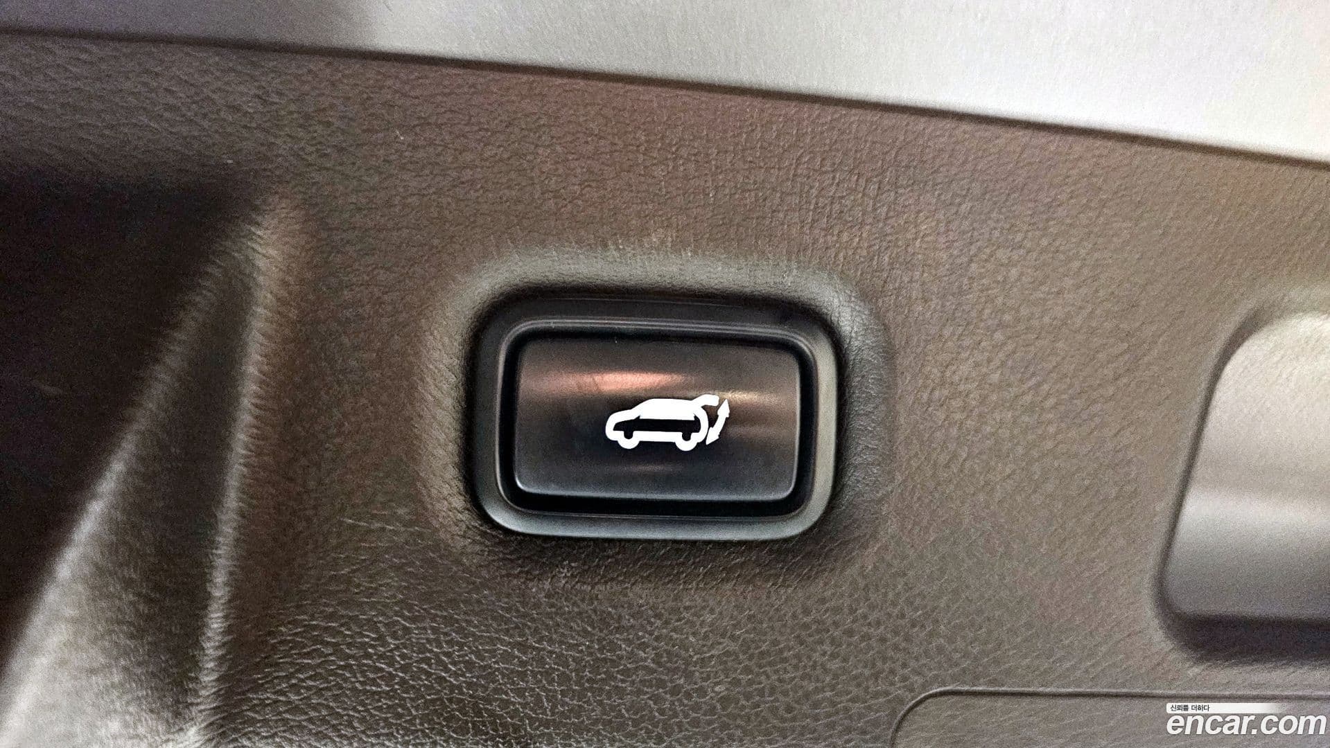 Main__Slider__Photo:Santafe Hyundai 2019.8-19