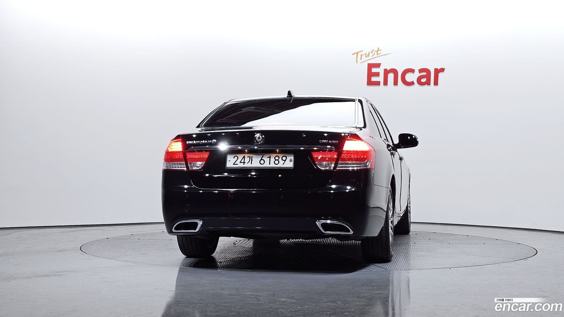 Main__Slider__Photo:Chairman KG_Mobility_Ssangyong 2014.10-3