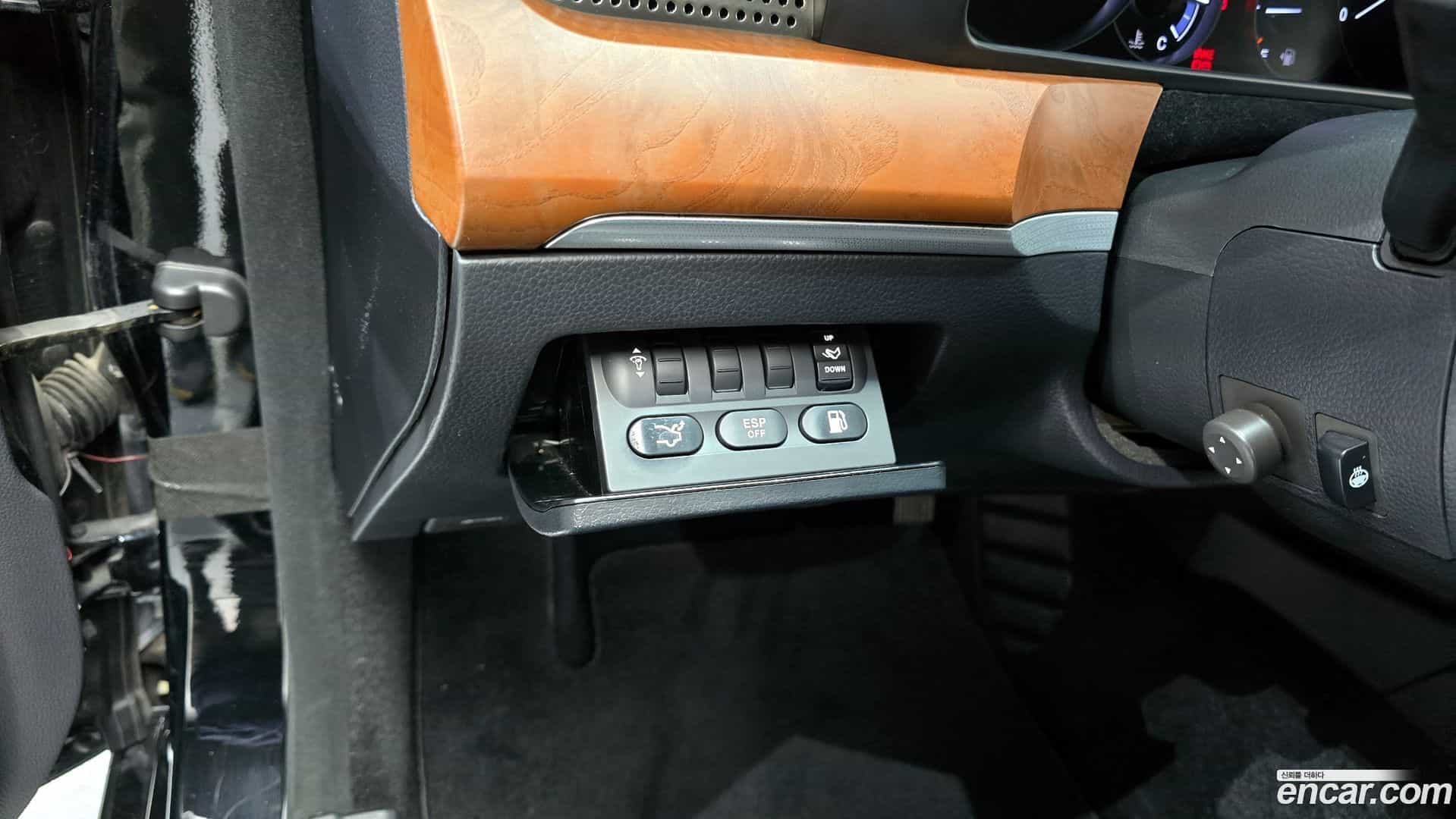 Chairman KG_Mobility_Ssangyong 2014.10-OPTION-022