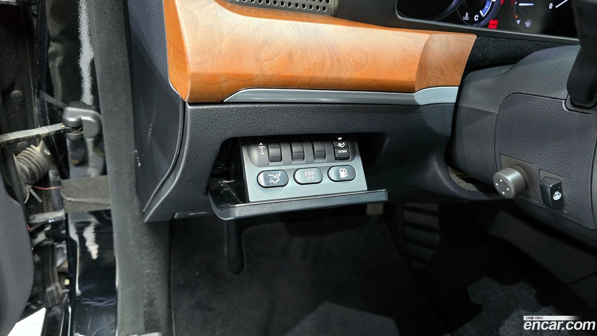 Main__Slider__Photo:Chairman KG_Mobility_Ssangyong 2014.10-17