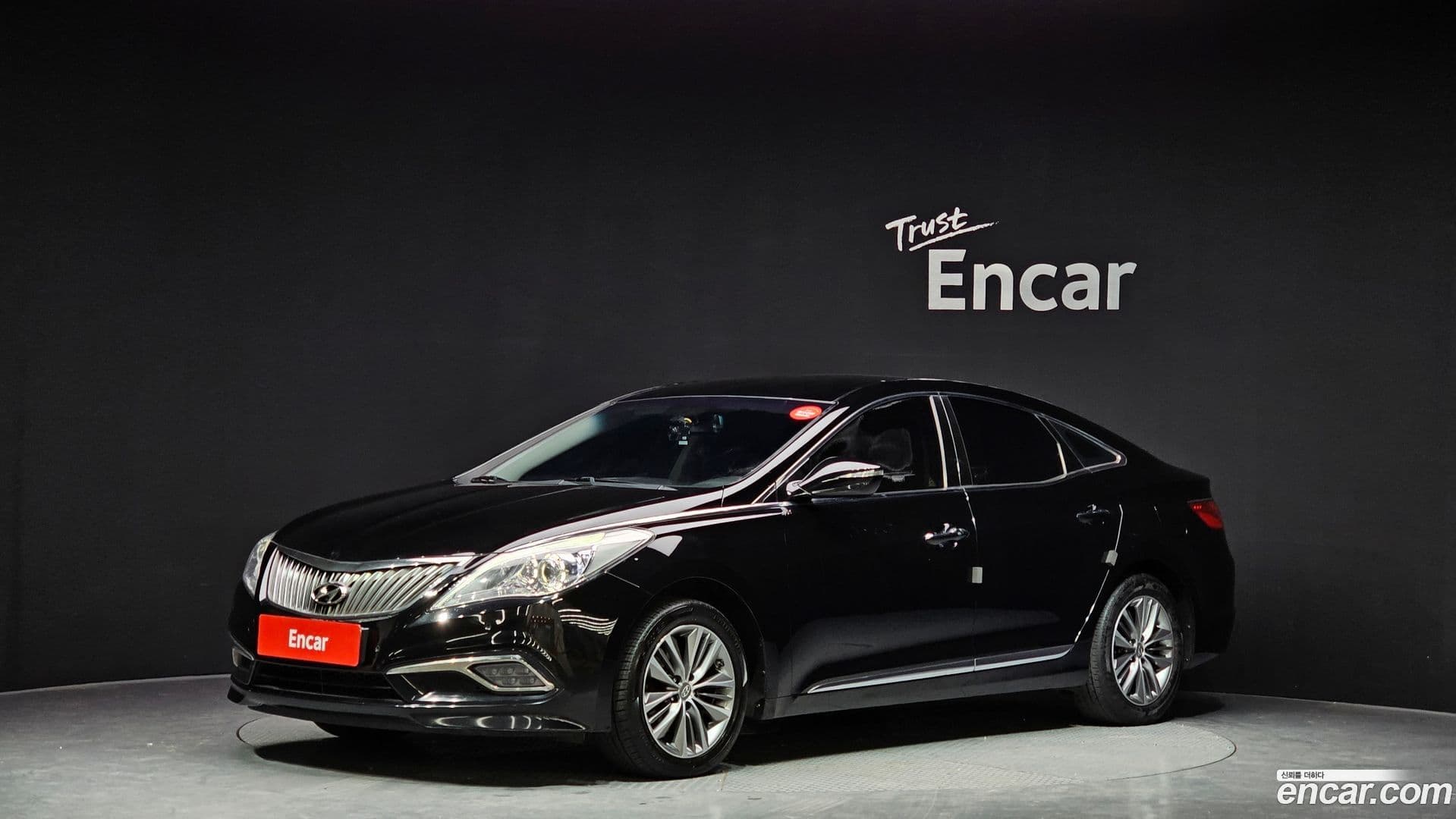 Main__Slider__Photo:Grandeur Hyundai 2014.10-0