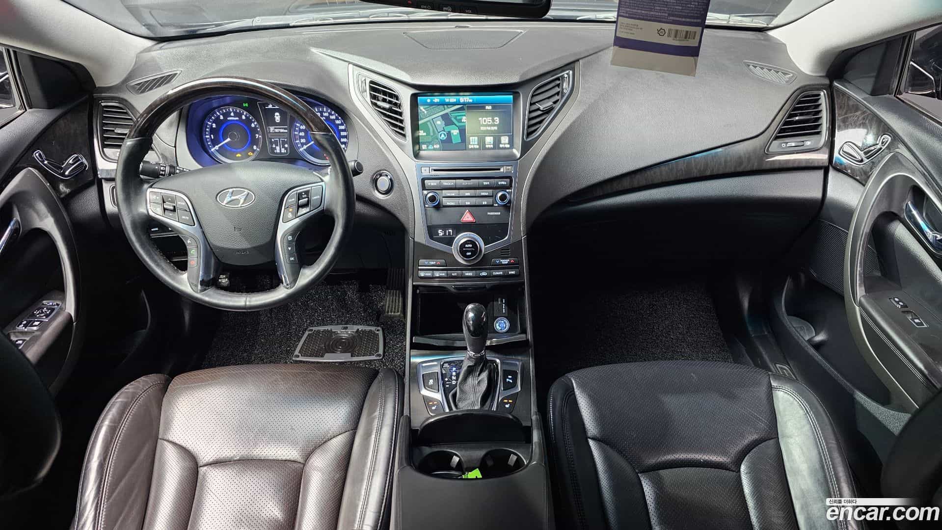 Grandeur Hyundai 2014.10-INNER-007