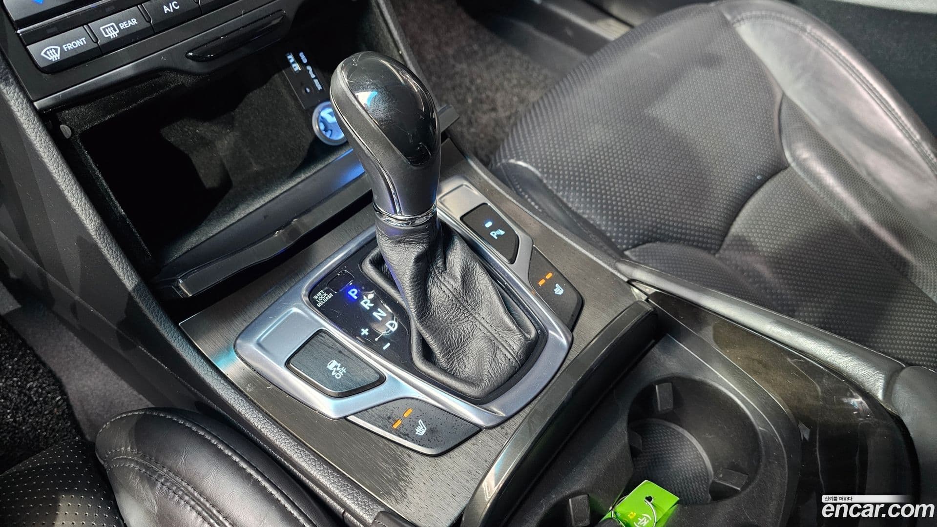 Main__Slider__Photo:Grandeur Hyundai 2014.10-8