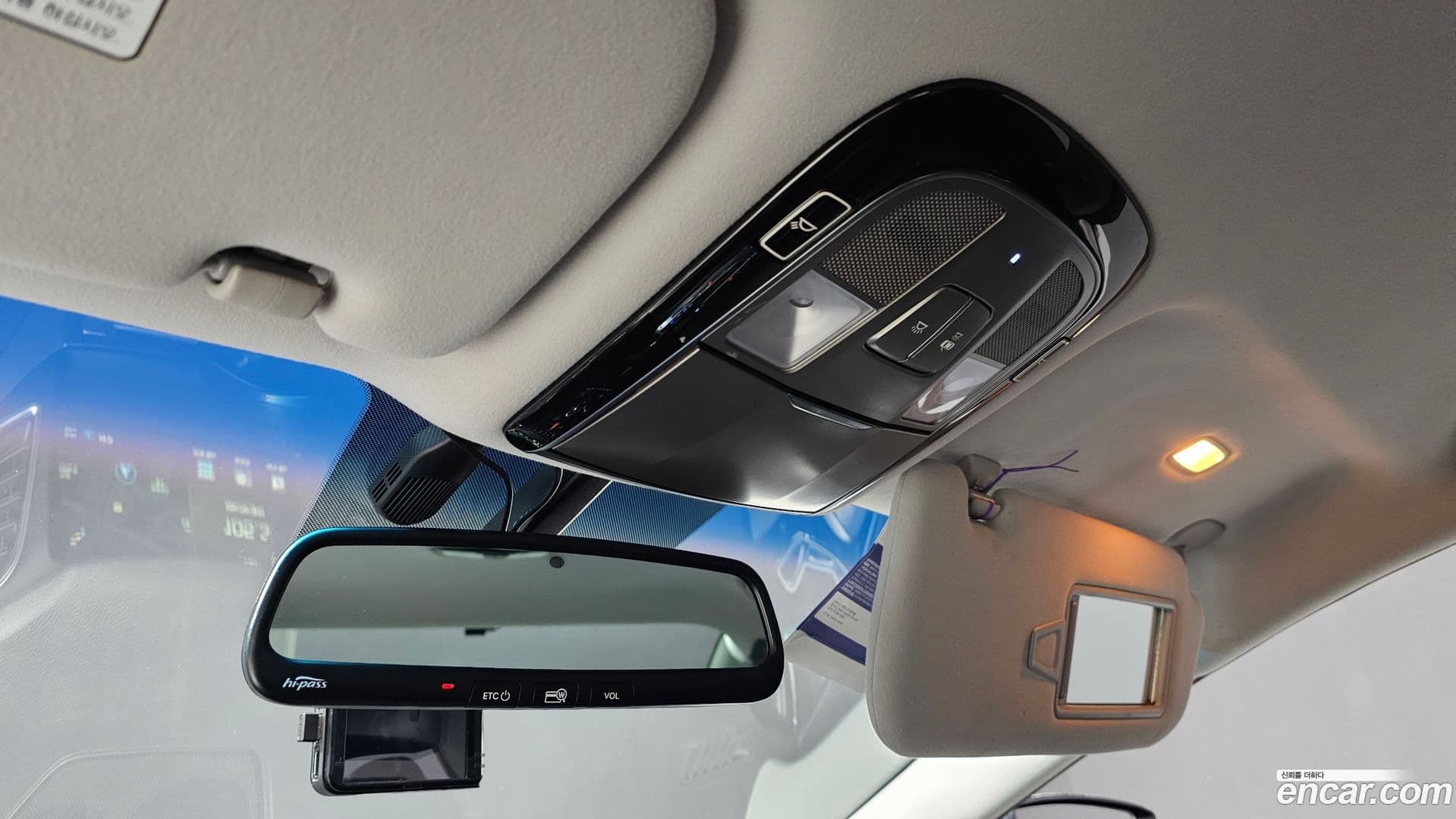 Main__Slider__Photo:Grandeur Hyundai 2014.10-18