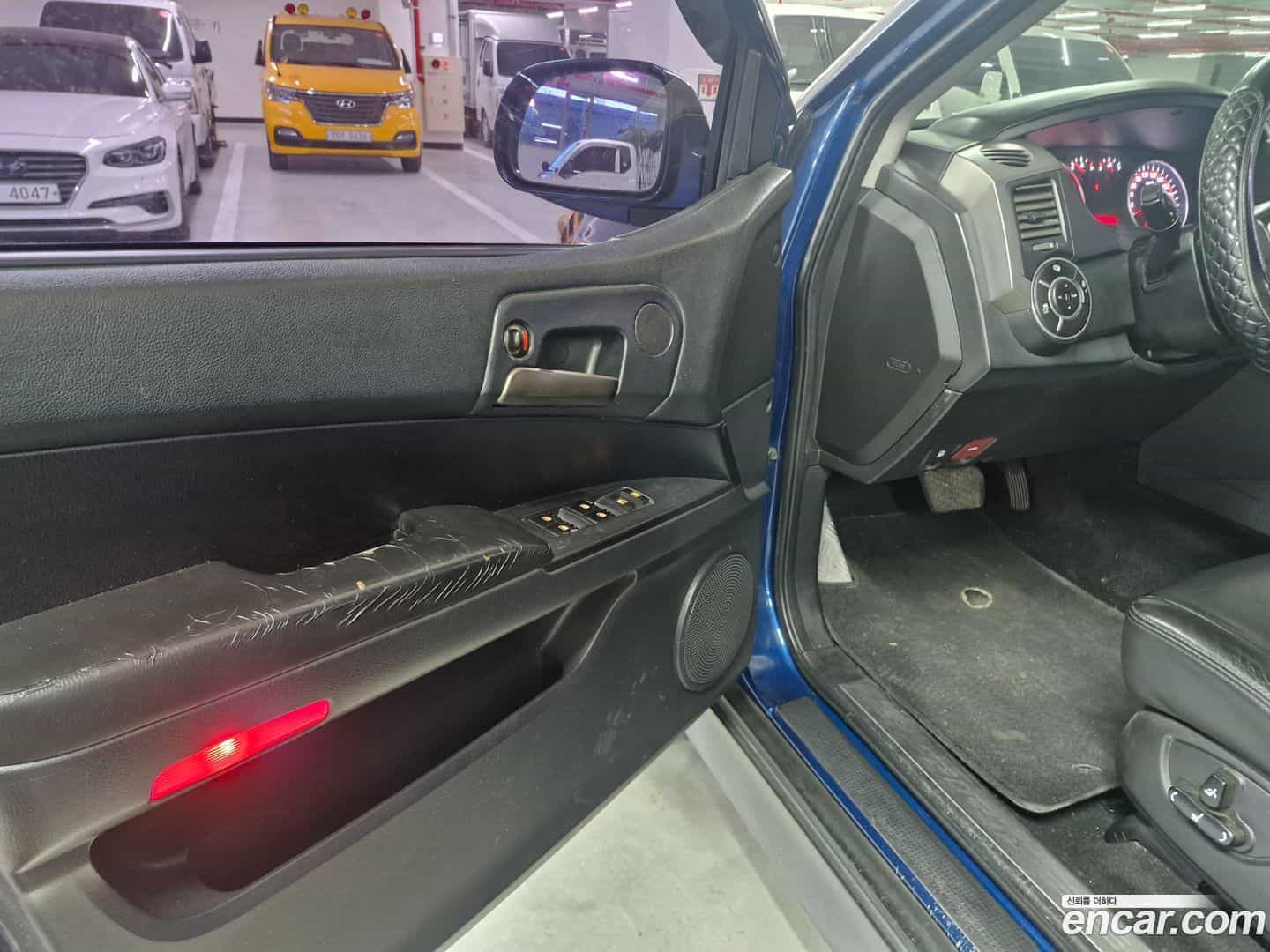 KORANDO KG_Mobility_Ssangyong 2014.0-OPTION-019