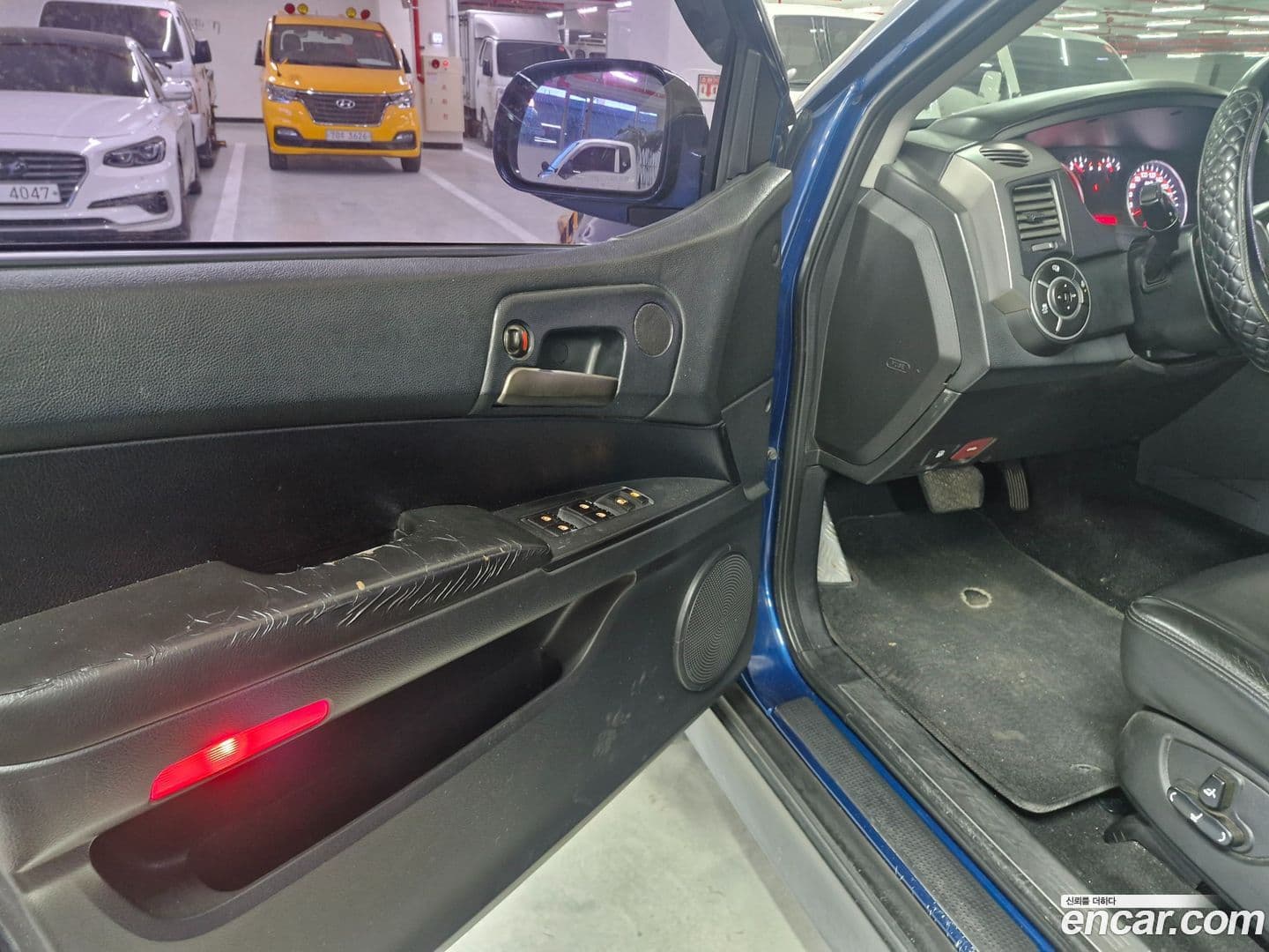 Main__Slider__Photo:KORANDO KG_Mobility_Ssangyong 2014.0-14