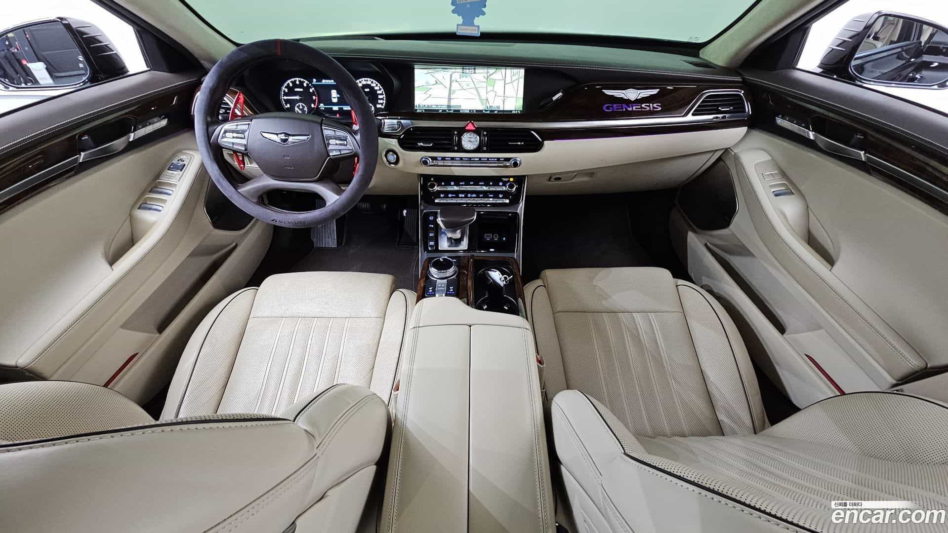 EQ900 Genesis 2017.6-INNER-007