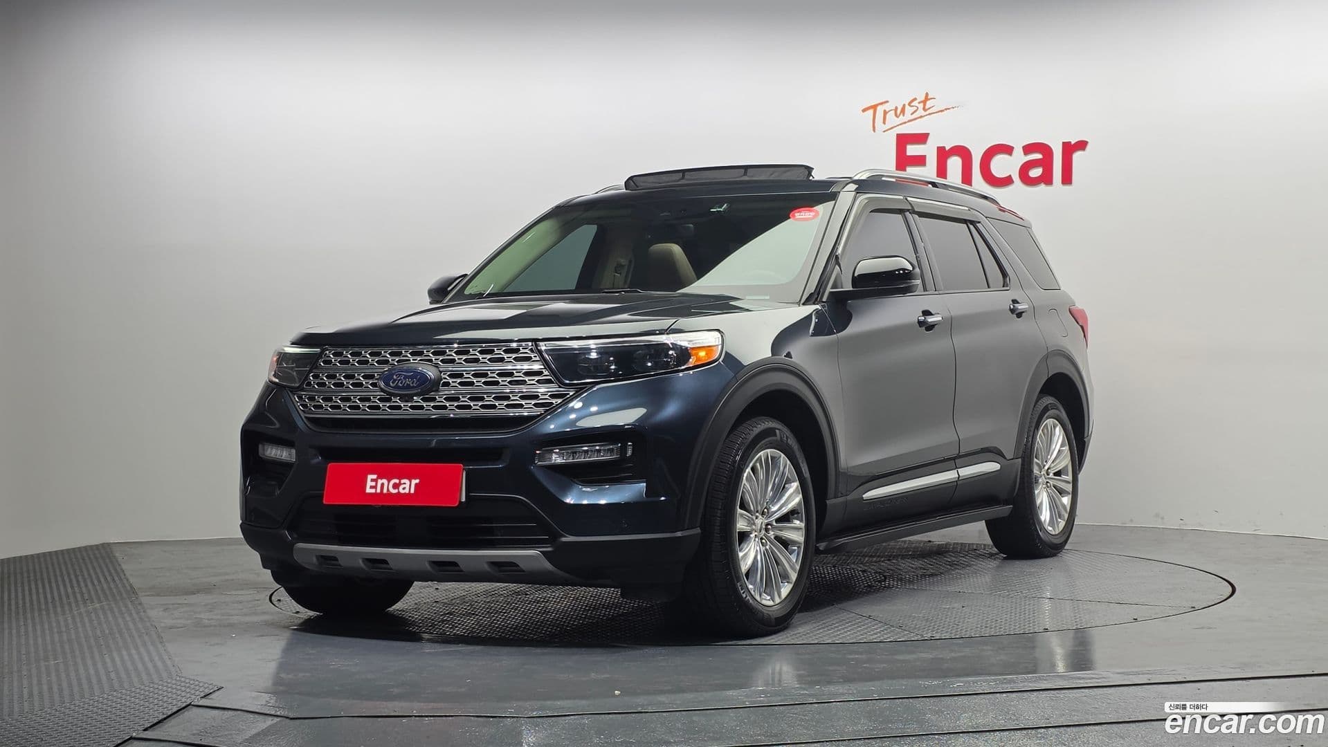 Main__Slider__Photo:Explorer Ford 2022.7-2