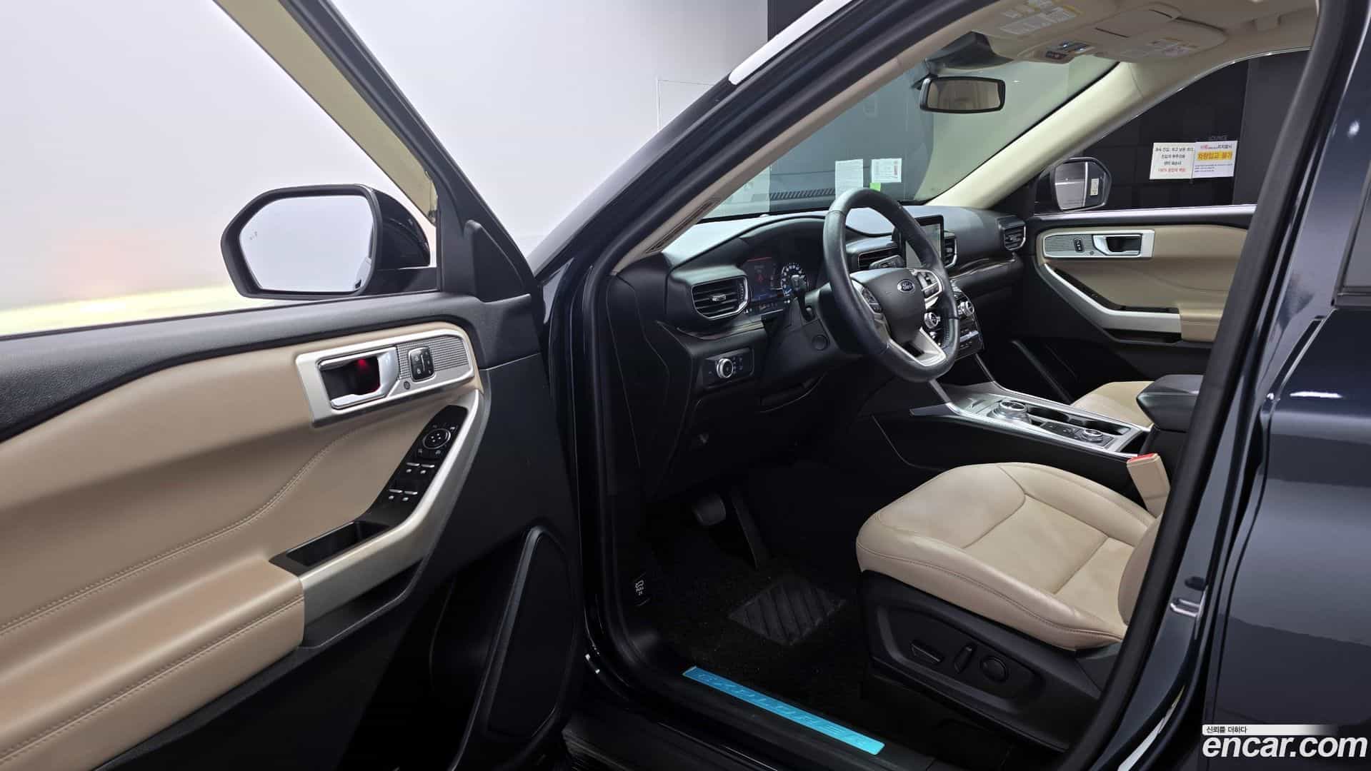 Explorer Ford 2022.7-INNER-010