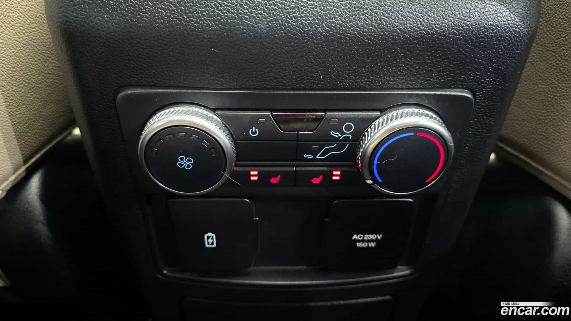 Explorer Ford 2022.7-OPTION-023