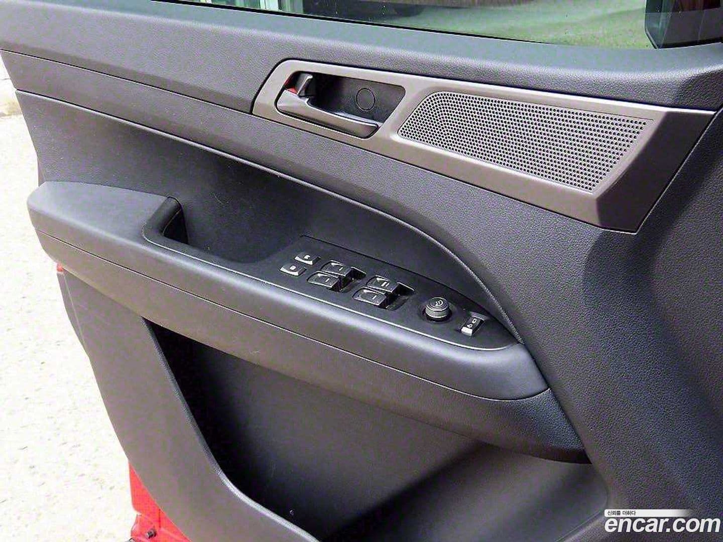 Main__Slider__Photo:Rexton KG_Mobility_Ssangyong 2021.7-10