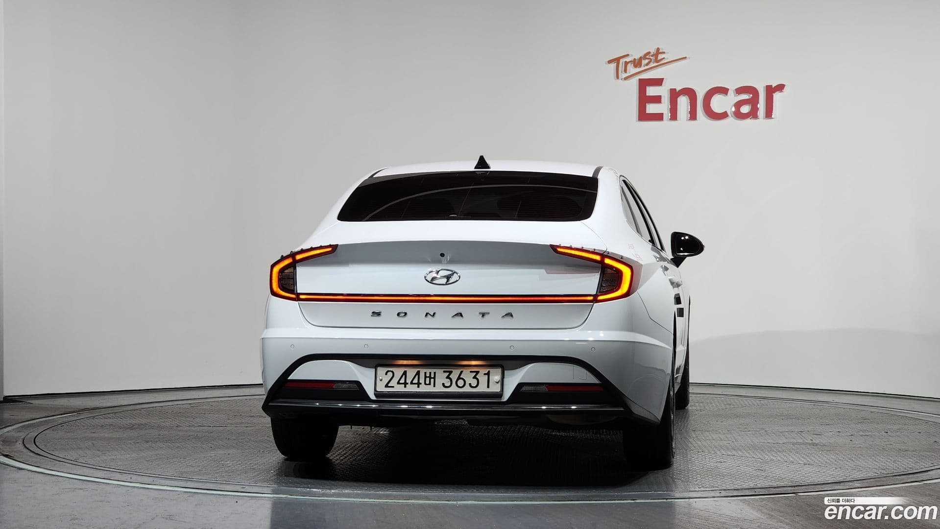 Main__Slider__Photo:Sonata Hyundai 2020.1-3