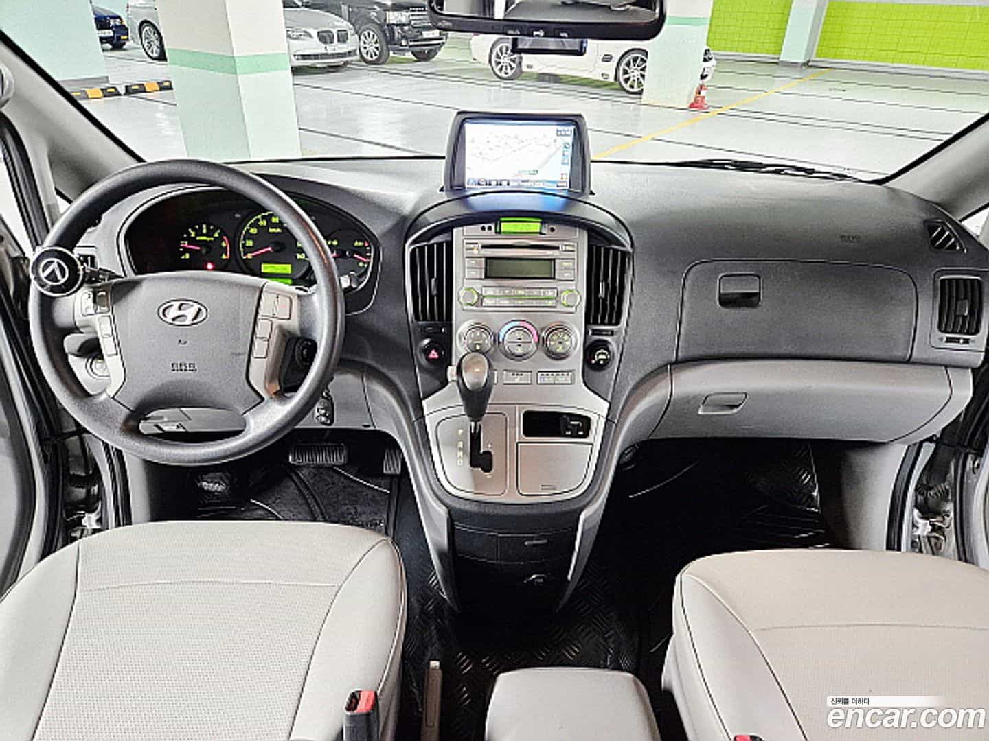 Starex Hyundai 2014.9-OPTION-015