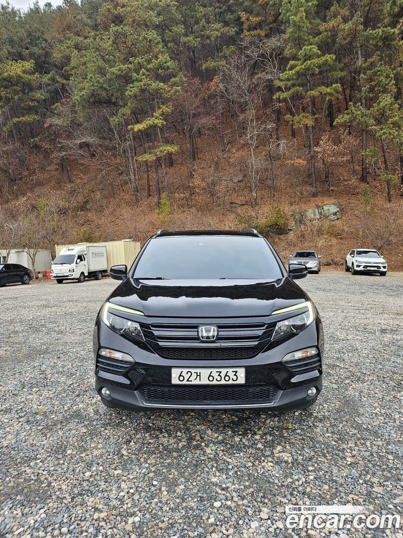 Main__Slider__Photo:Pilot Honda 2018.11-2