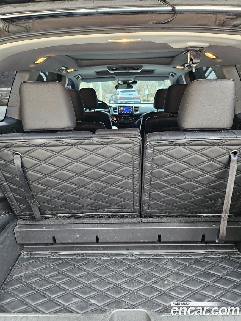 Main__Slider__Photo:Pilot Honda 2018.11-12